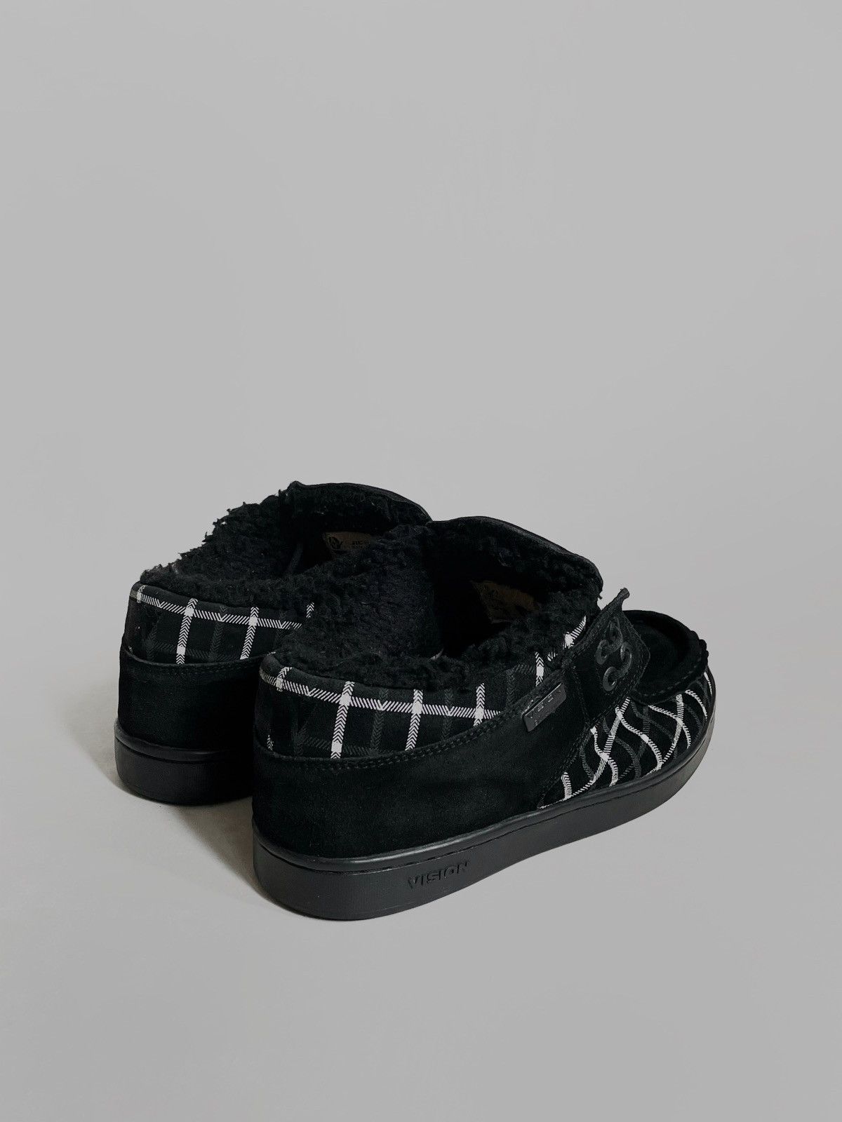 Vision Streetwear Vintage Vision Streetwear fur sneakers 2000s Size US 10.5 / EU 43-44 - 6 Thumbnail