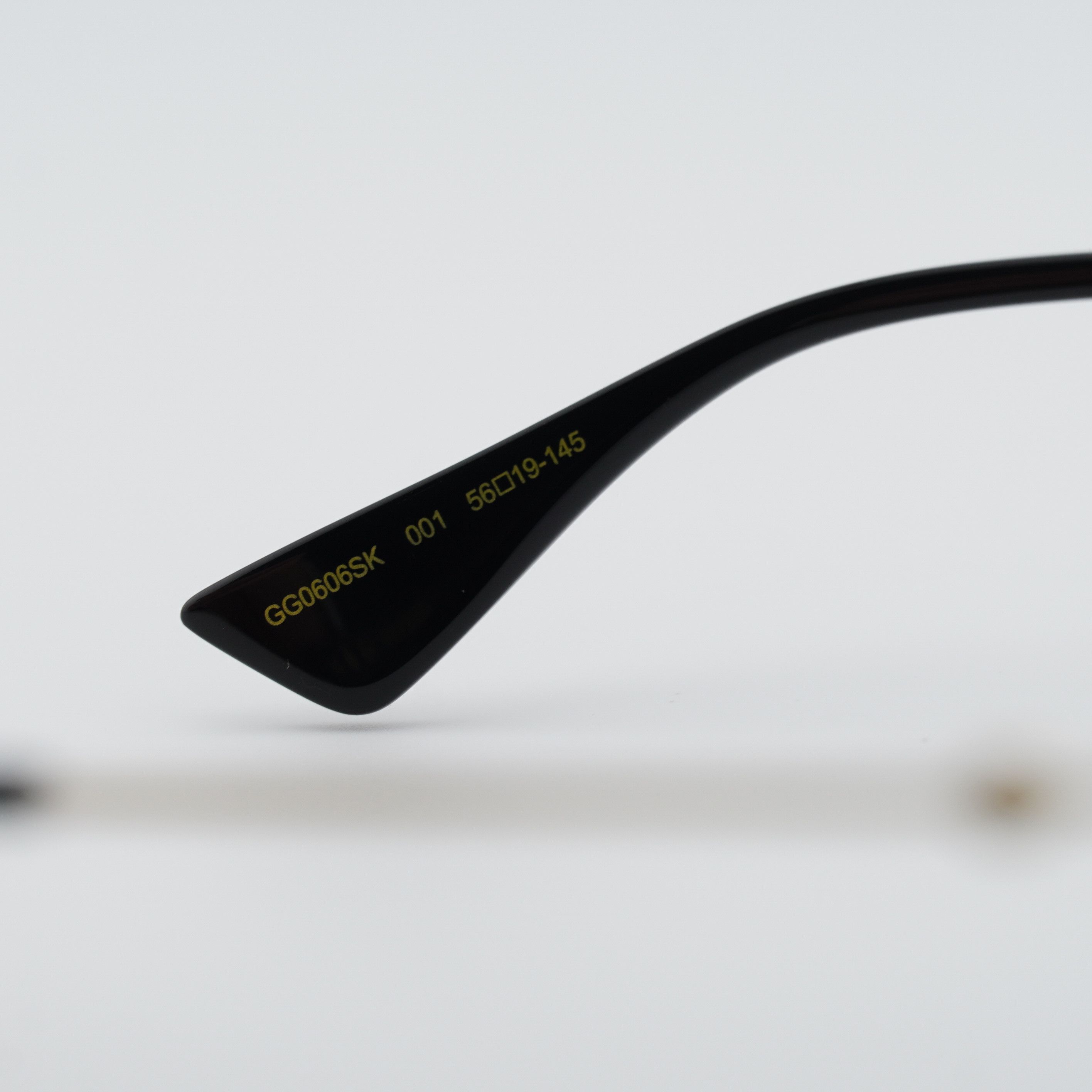 Gucci Gucci GG0606SK 001 Sunglasses Black/Gold Square Frame Size ONE SIZE - 4 Thumbnail
