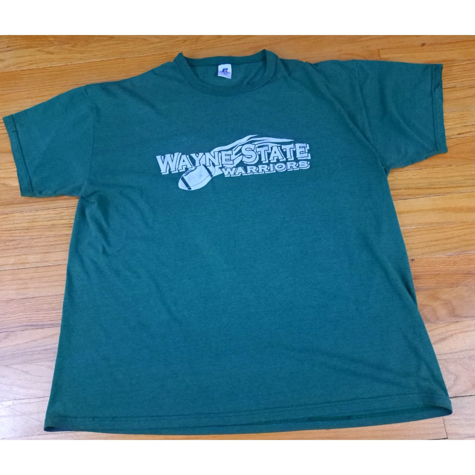 Vintage VINTAGE Wayne State Warriors Football Printed X-Large T-Shirt Russell Shirt Men XL Green 90s Warrior X-Large Mens Size US XL / EU 56 / 4 - 2 Thumbnail