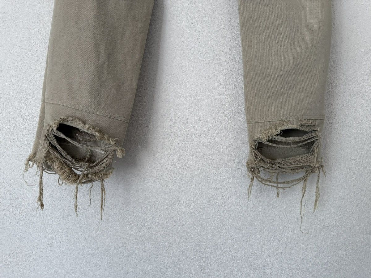 Dolce & Gabbana Destroyed Beige Denim with Frayed Hem Size US 32 / EU 48 - 16 Thumbnail