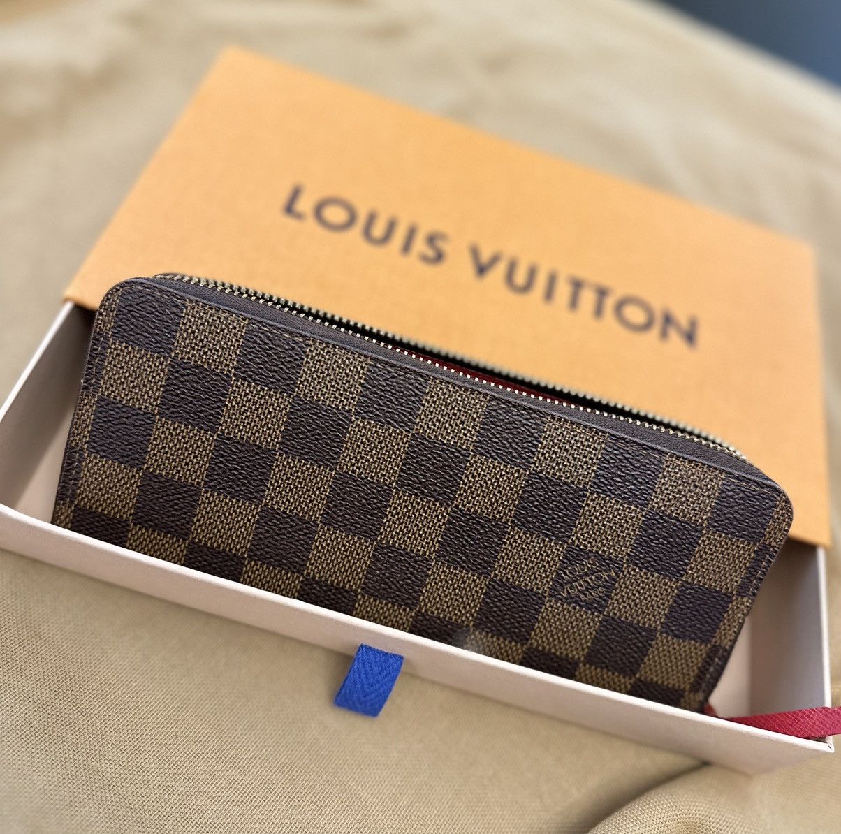 Authenticated Used Louis Vuitton Sunset Bluebird M93542 LOUIS