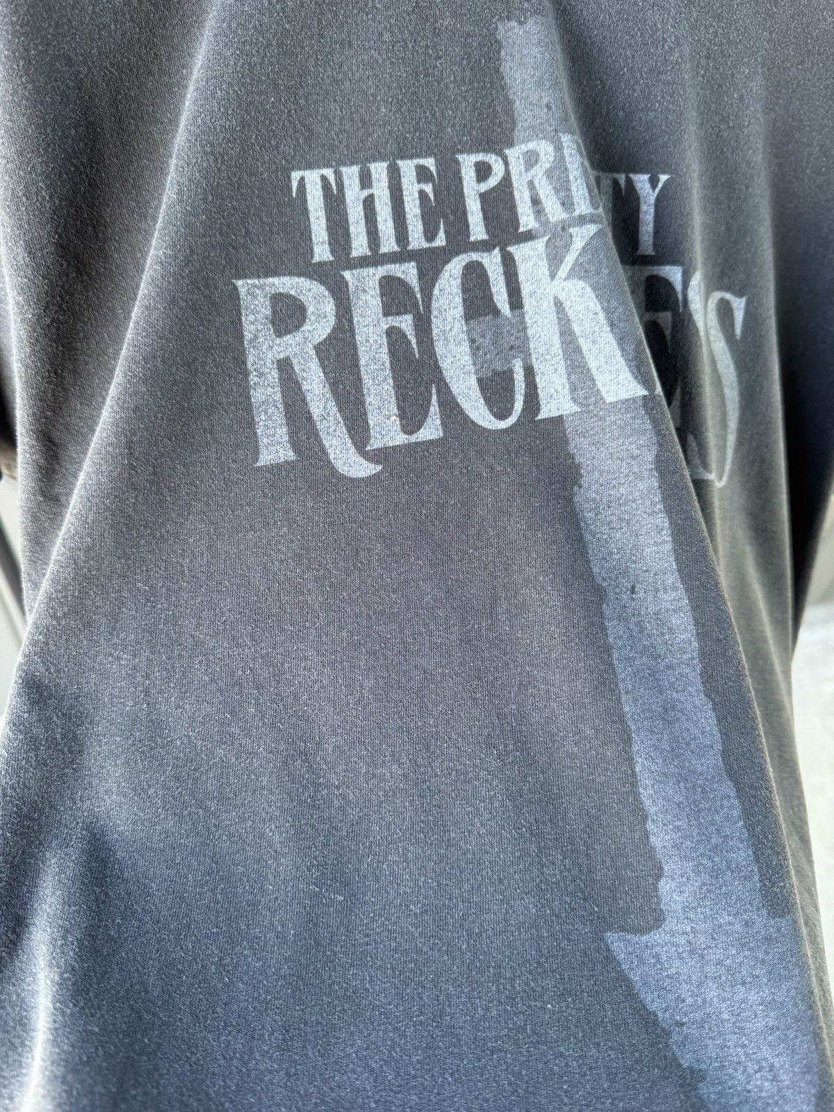 Band Tees × Vintage Vintage The Pretty Reckless Logo T Shirt Y2K Size US L / EU 52-54 / 3 - 5 Thumbnail
