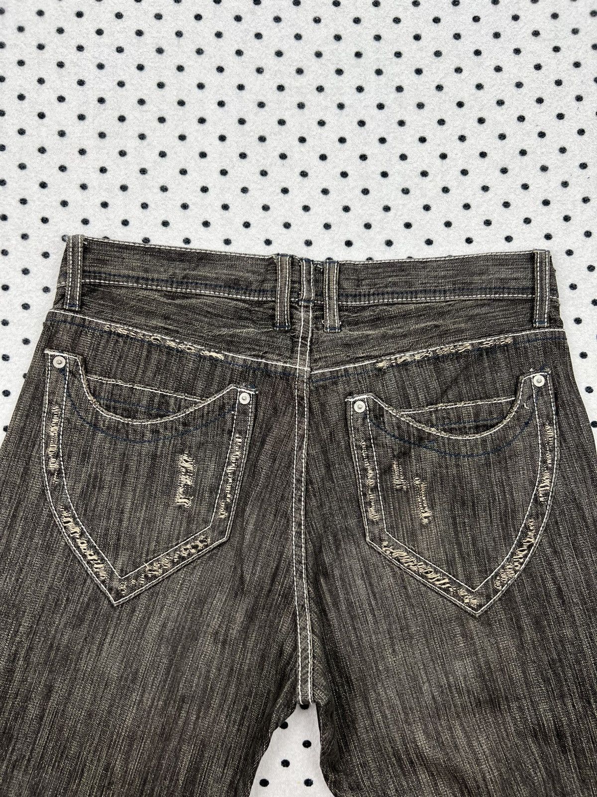 Japanese Brand Bee Bell Distressed Jeans Size US 33 - 8 Thumbnail