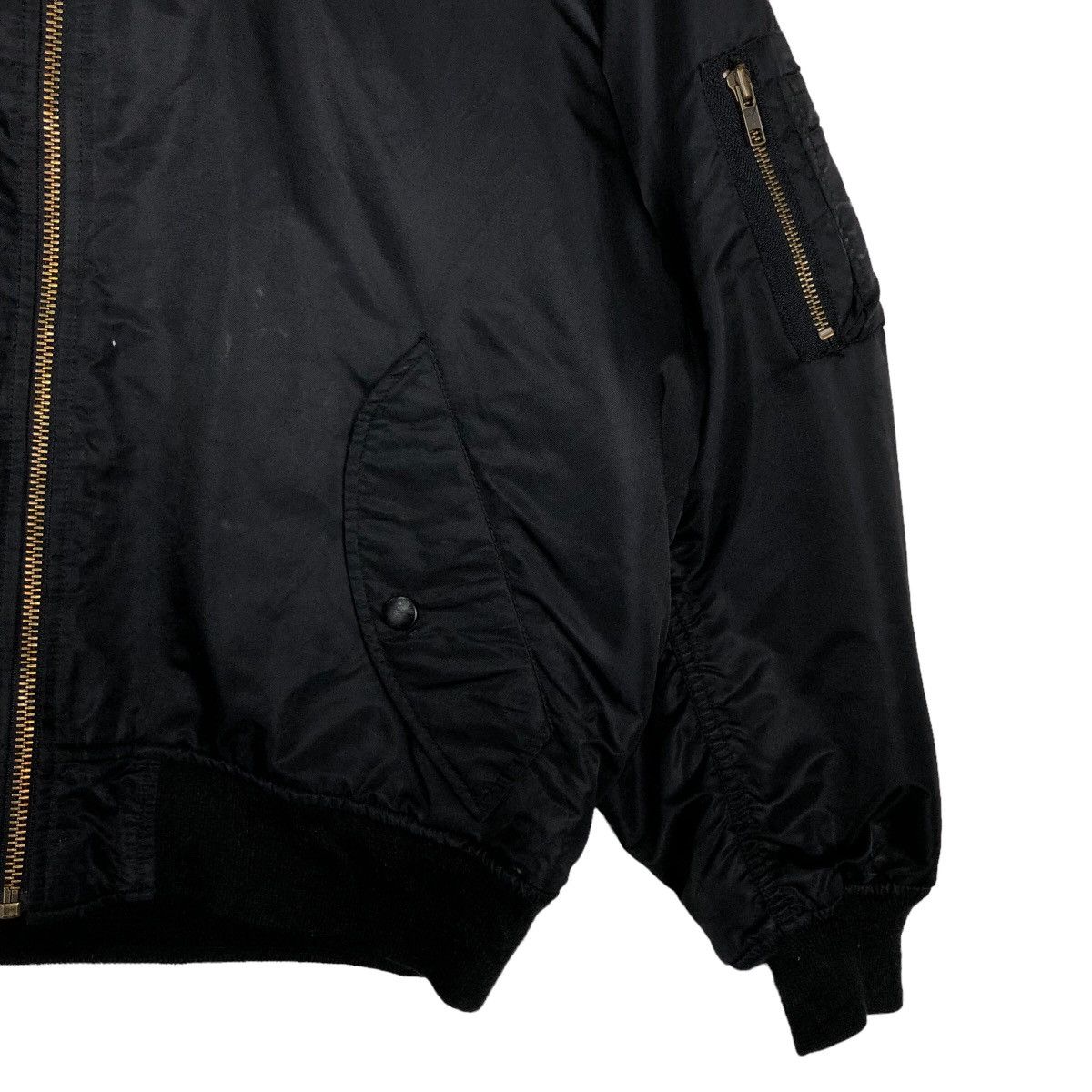 Japanese Brand 🔥90’s Vintage Bomber Jacket Uniqlo Japan Made Size US S / EU 44-46 / 1 - 5 Thumbnail