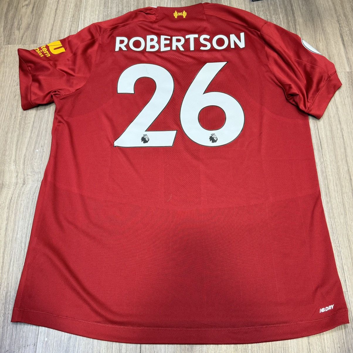 New Balance Liverpool 19/20 home shirt #26 Robertson Size US XL / EU 56 / 4 - 2 Thumbnail