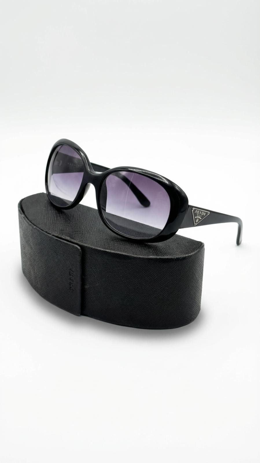 Prada Prada - Black Oversized Sunglasses with Gradient Lenses Size ONE SIZE - 1 Thumbnail