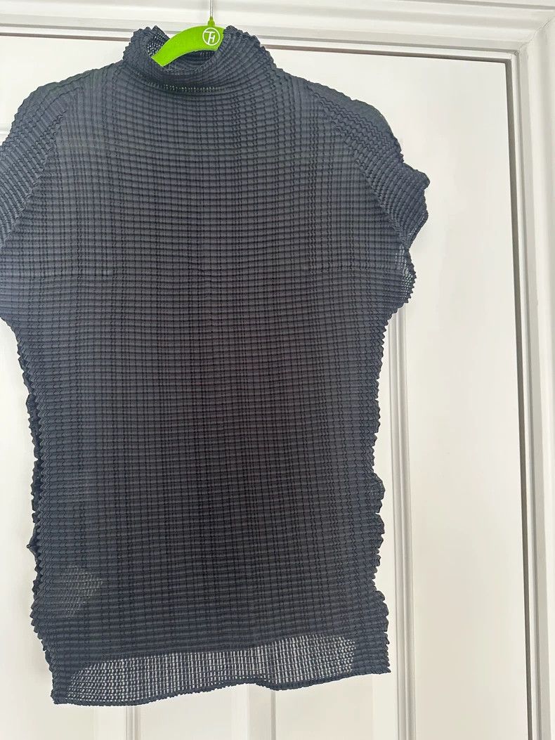 Issey Miyake Issey Miyake size:2 Black bubble coat with high neck and s Size US XXS / EU 40 - 3 Thumbnail
