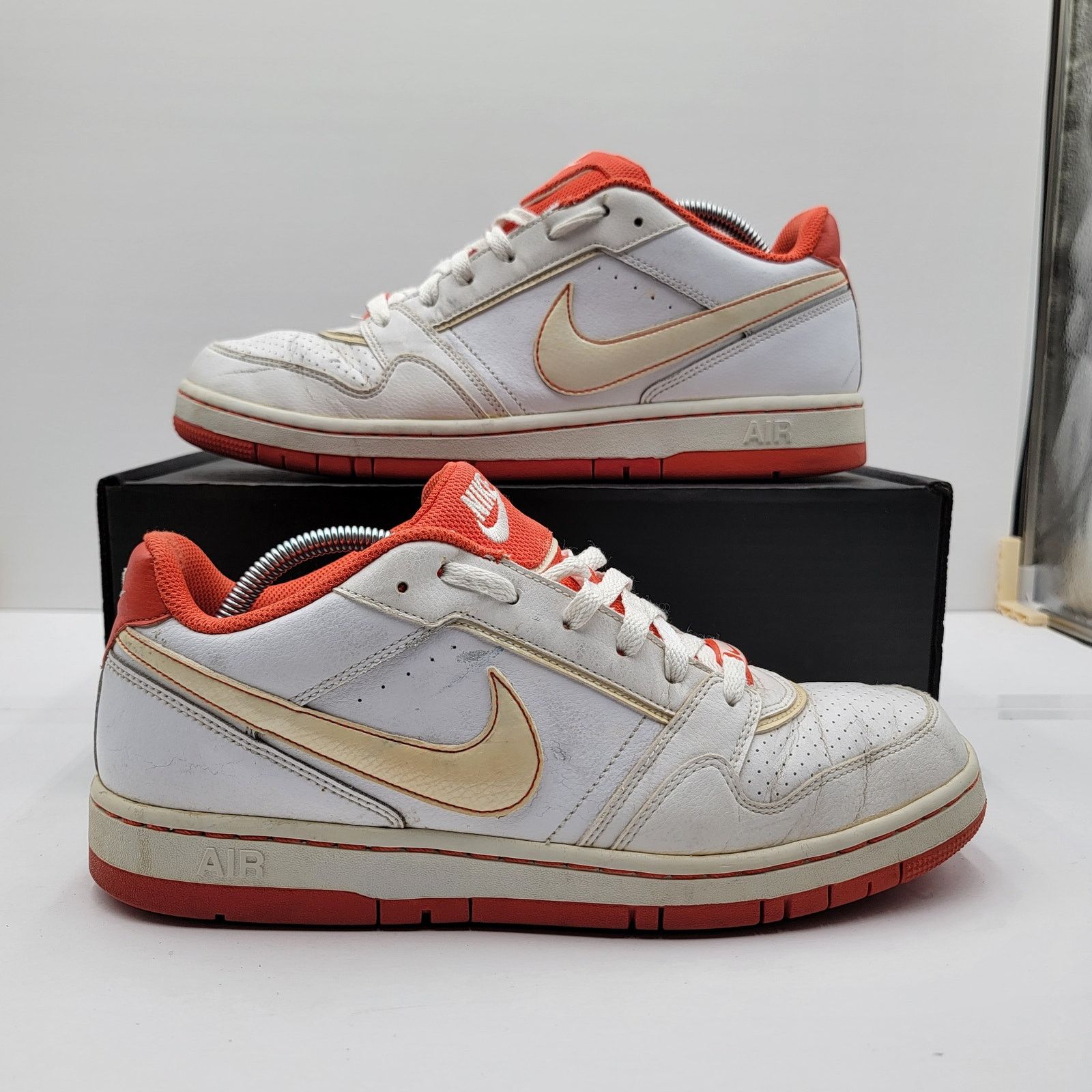 Nike Nike Aire Prestige III Mens Sneakers Wht/Orange Sz 11 386114 Size US 11 / EU 44 - 1 Thumbnail
