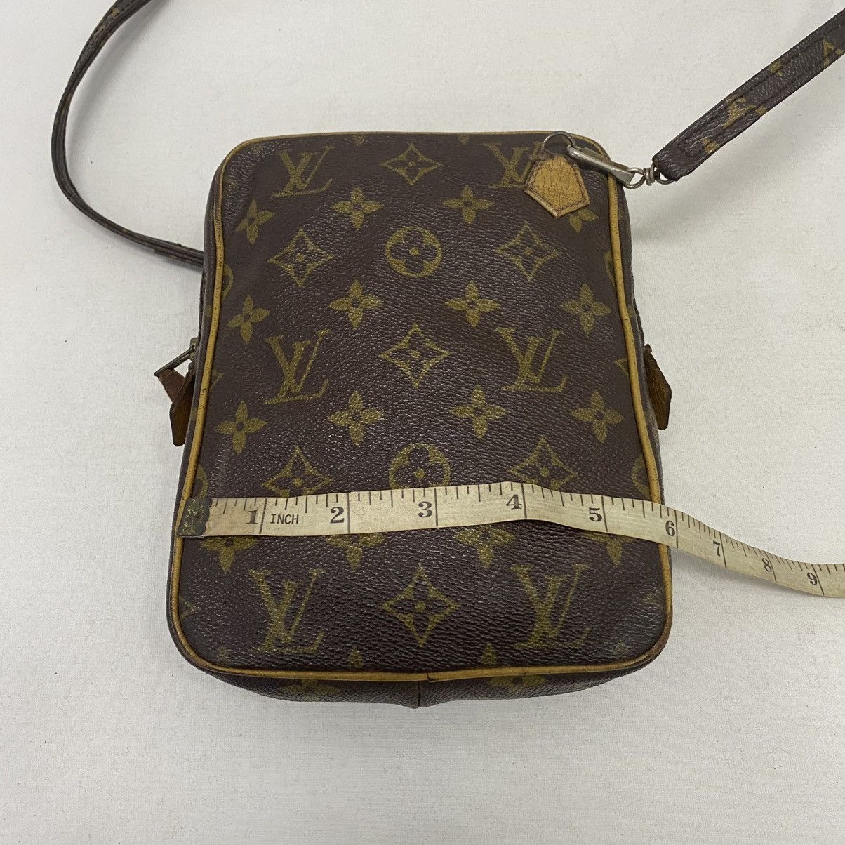 Vintage ‼️YES‼️AUTH. VINTAGE LOUIS VUITTON MINI DANUBE SHOULDER BAG Size ONE SIZE - 12 Thumbnail