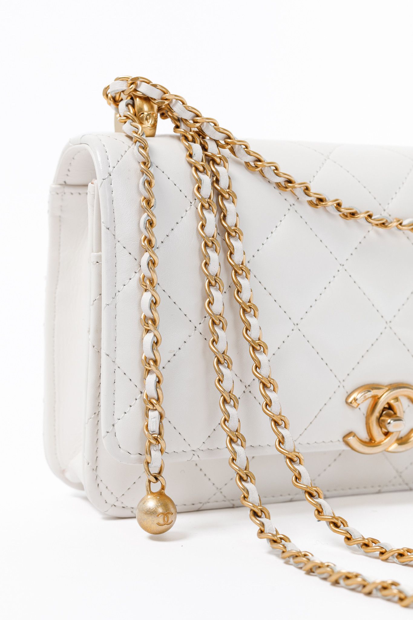 Chanel Chanel Pearl Crush Quilted Lambskin Leather Wallet on Chain Size ONE SIZE - 7 Thumbnail