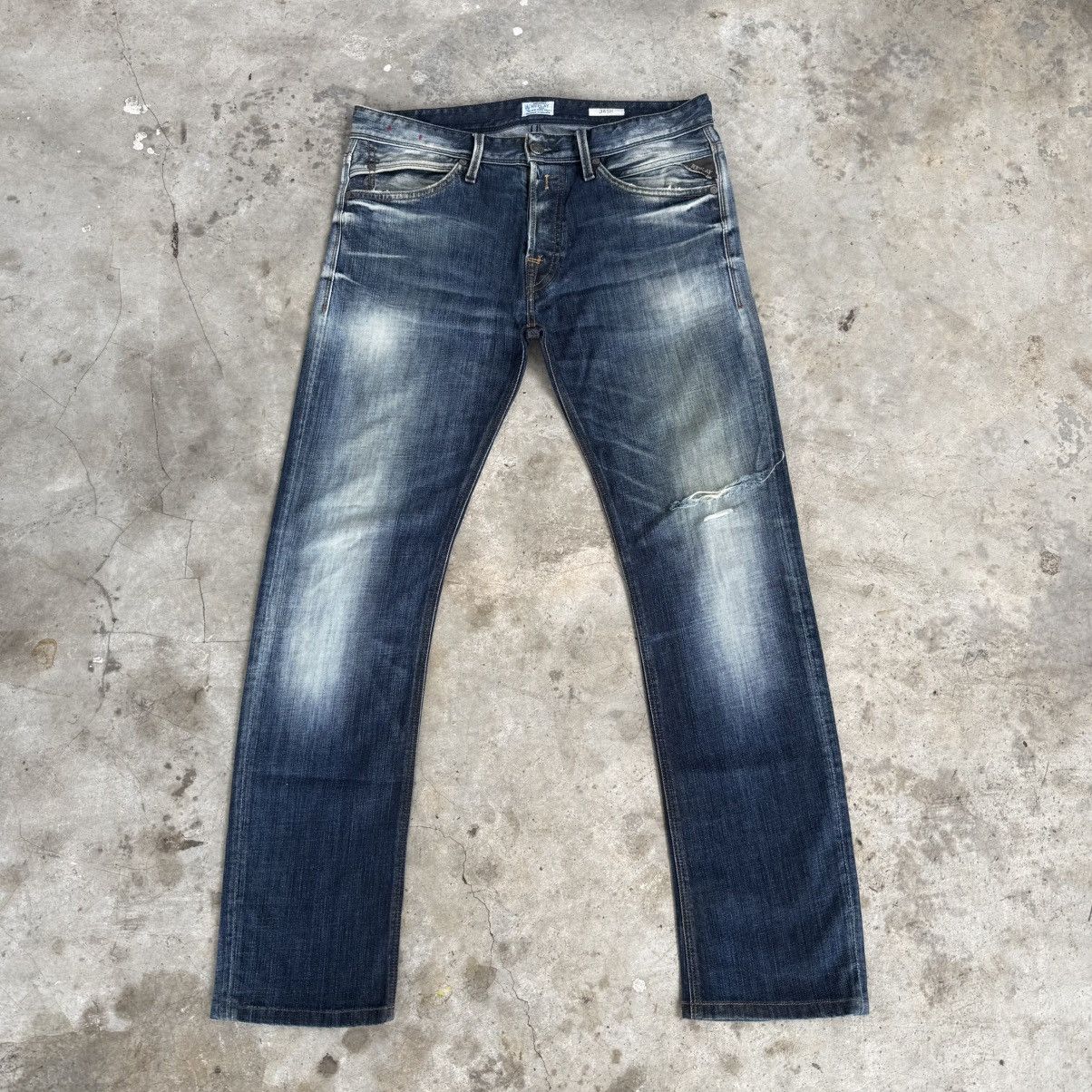 Replay W34x30 Vintage Replay Button Fly Faded Ripped Denim Jean Size US 34 / EU 50 - 2 Thumbnail