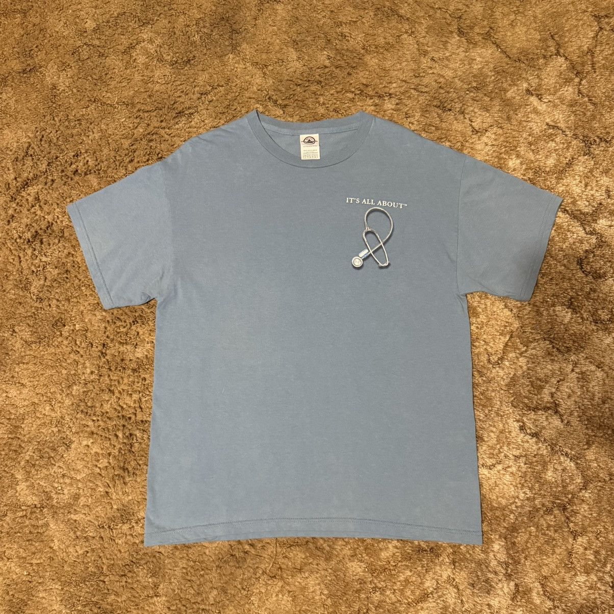 Vintage Vintage 90s Nurse T-Shirt Blue Large Size US L / EU 52-54 / 3 - 3 Thumbnail