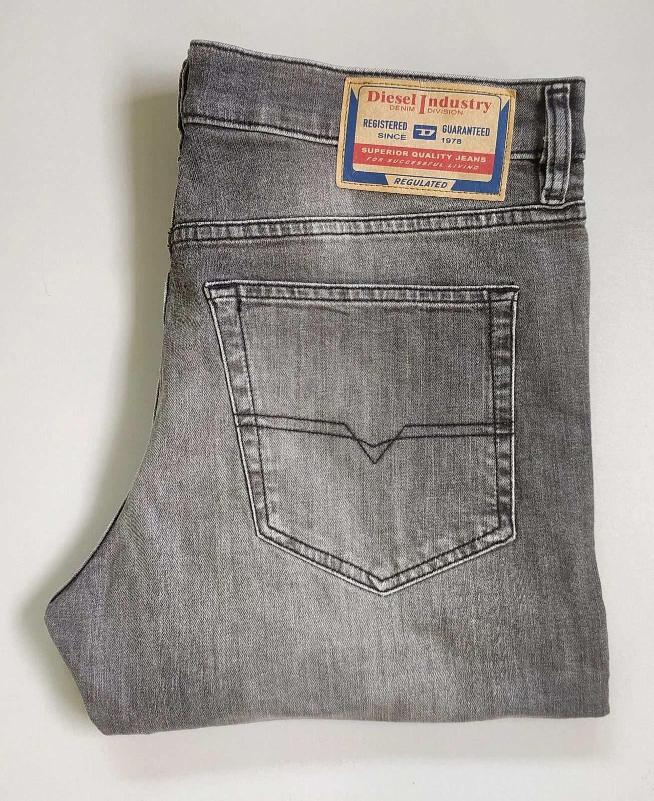Diesel D-LUSTER L.34 MENS JEANS T/9633