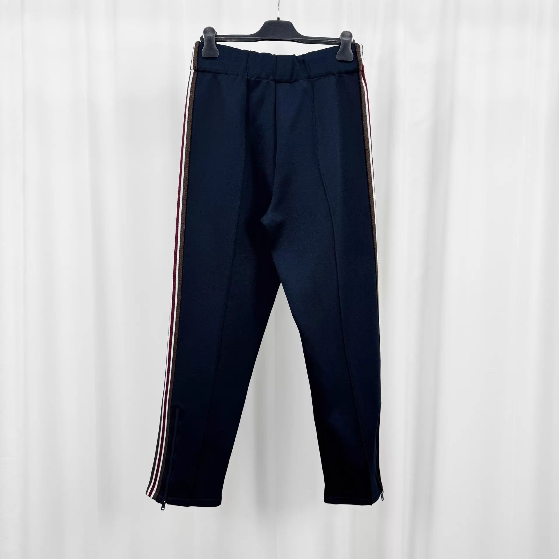 Burberry Burberry Embroidered Logo Striped Webbing Casual Trousers L Size 28" / US 6 / IT 42 - 2 Thumbnail