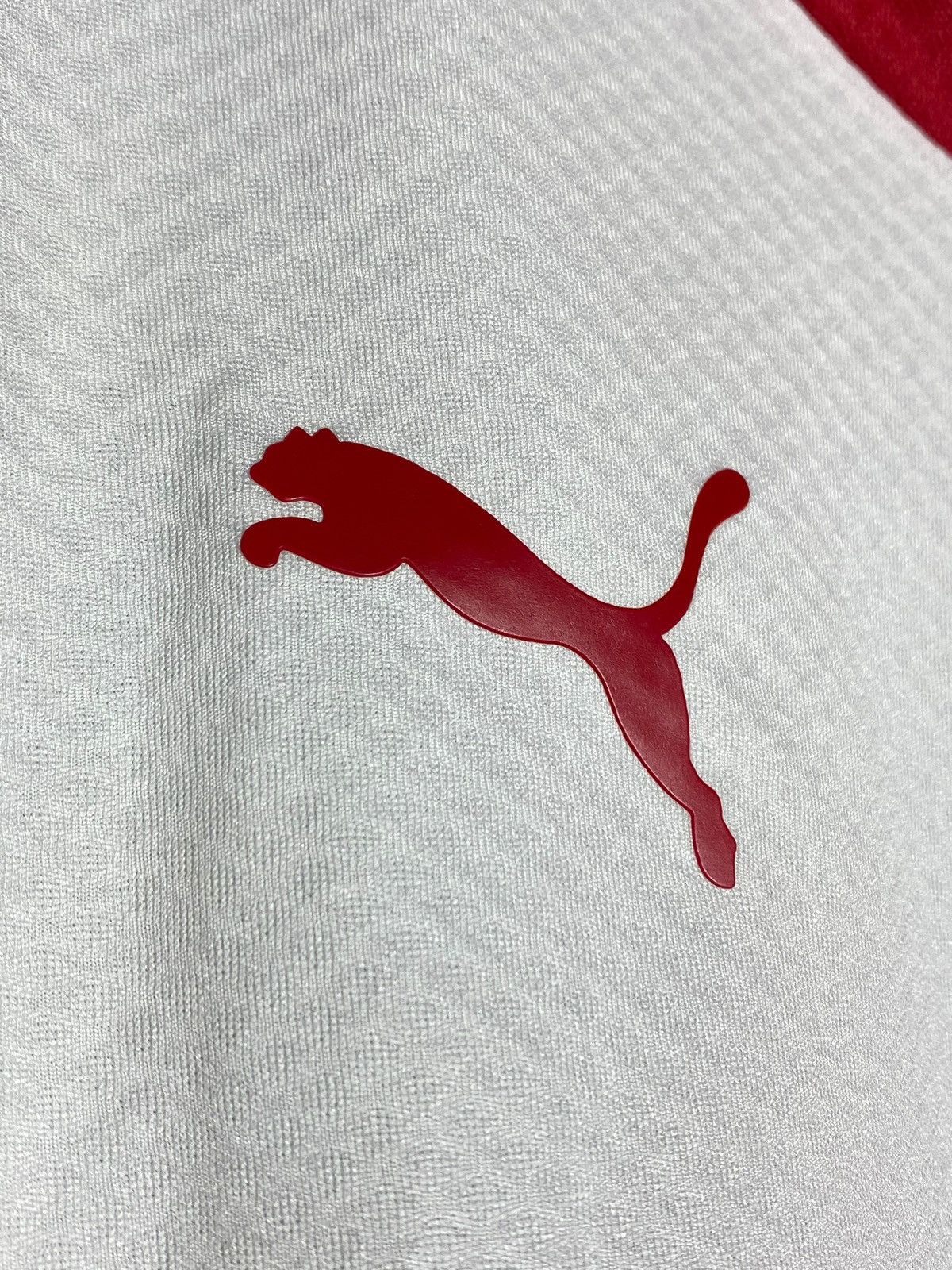 Puma #21 Boulahrouz Stuttgart League Europe Soccer Jersey Size US L / EU 52-54 / 3 - 4 Thumbnail