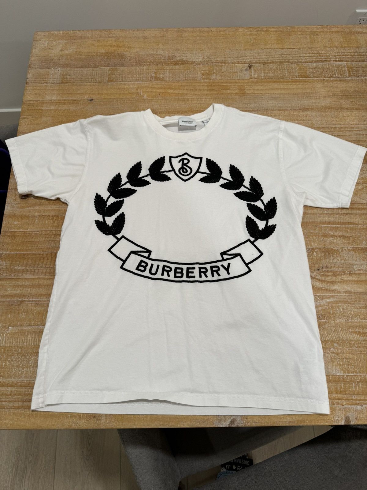 image of Burberry Leaf Crown Tee in White, Men's (Size XS)