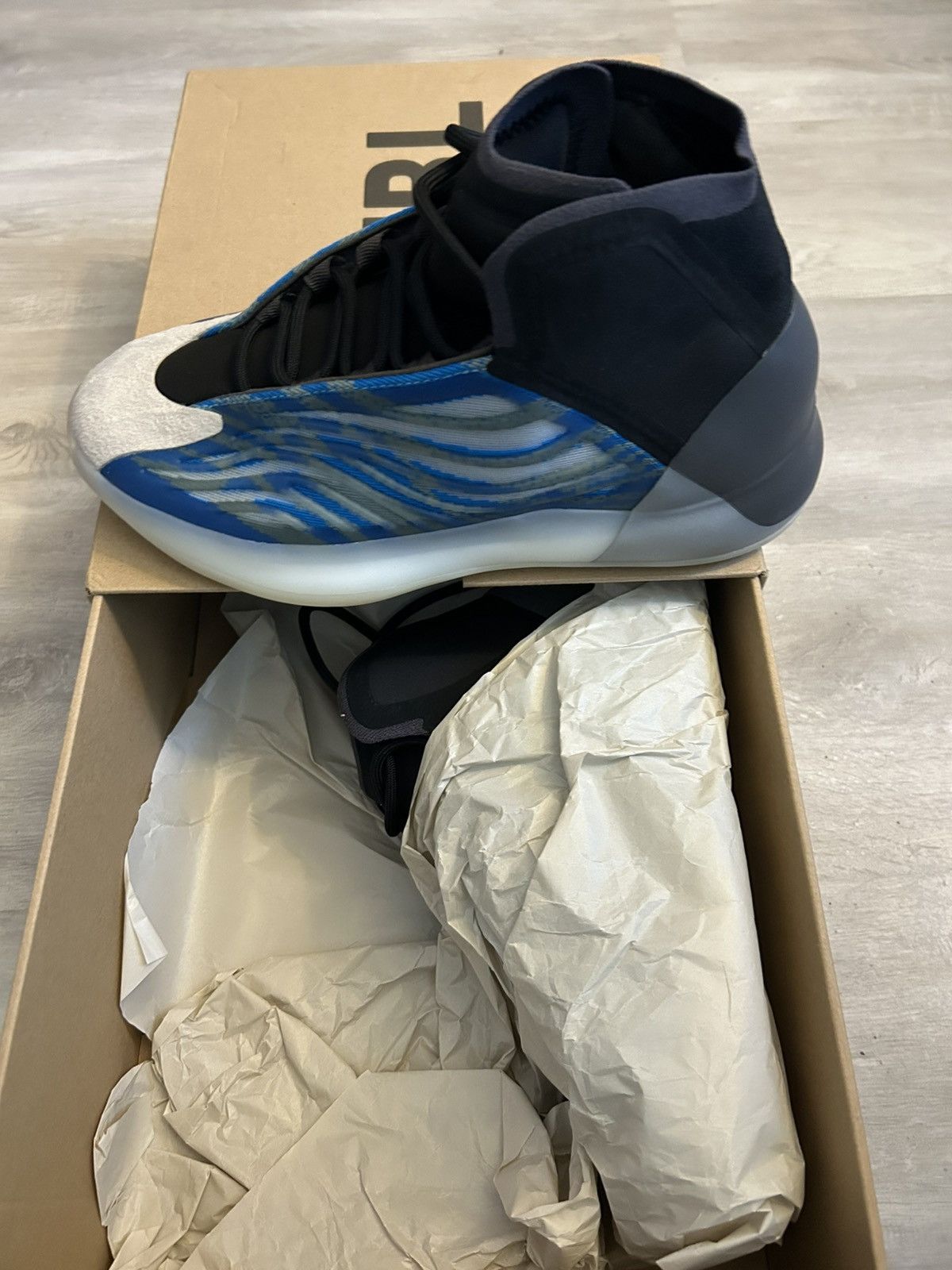 Adidas × Kanye West Yeezy x Adidas Boost Basketball Boys Men’s Shoes. New Size US 7.5 / EU 40-41 - 4 Thumbnail