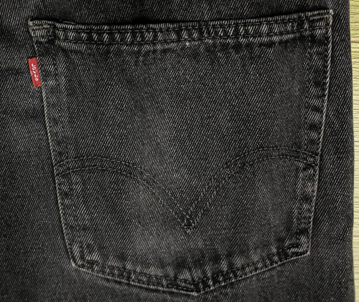Levi's Very Rare Vintage Levis SuperBlack 550 Loose Jeans 2000s Size US 40 / EU 56 - 9 Thumbnail