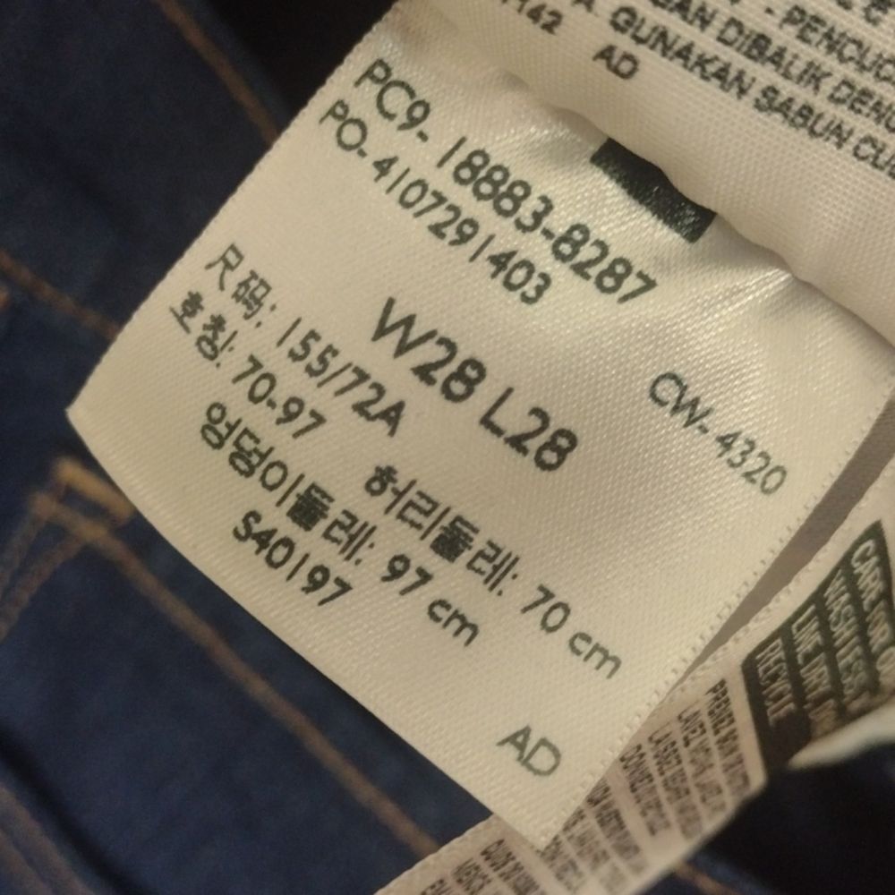 Levi's LEVI'S high rise straight jeans size 28x28 Size 28" / US 6 / IT 42 - 4 Thumbnail
