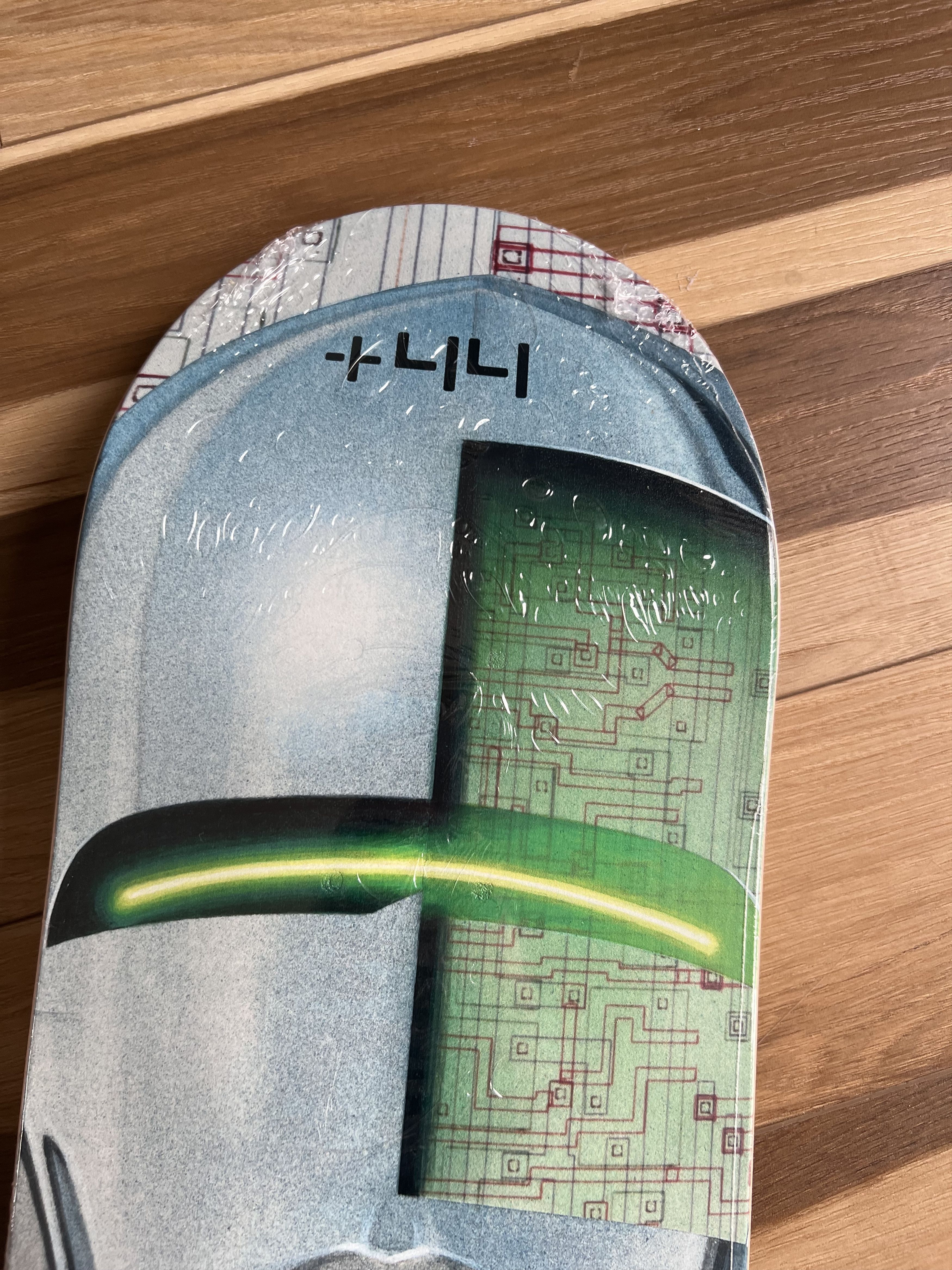 +44 +44 Hajime Sorayama Skate Deck - Lewis Hamilton Size ONE SIZE - 3 Thumbnail