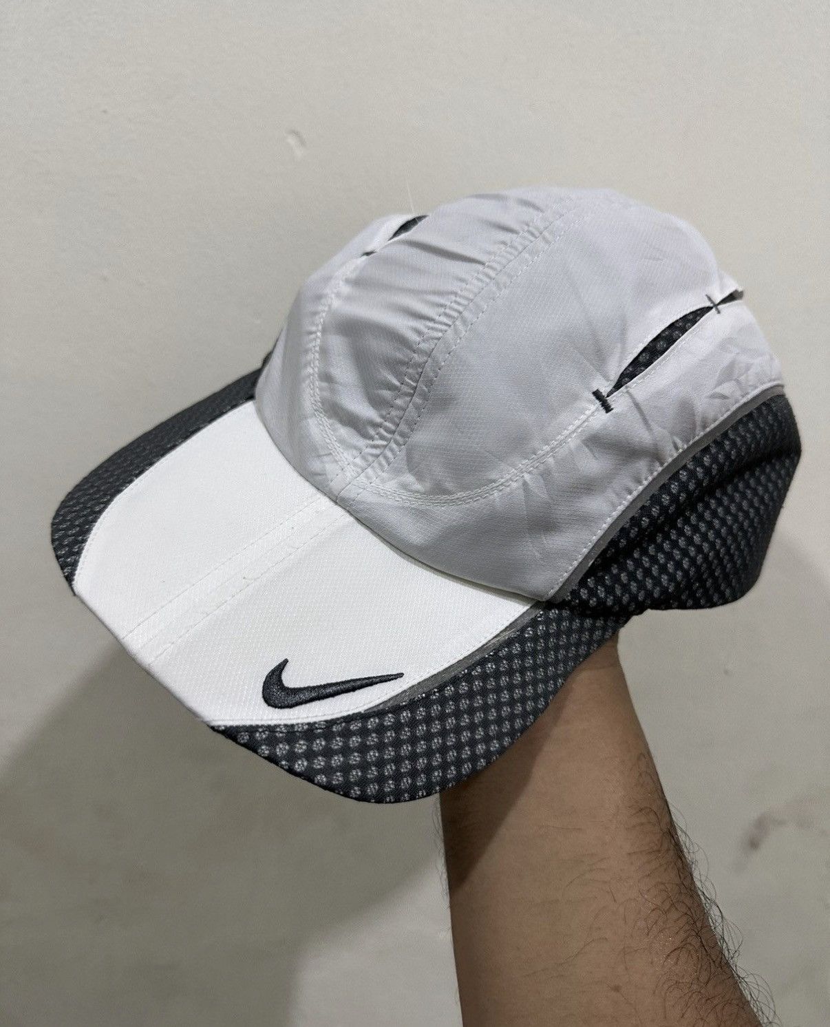 Nike VTG Nike Cap Size ONE SIZE - 1 Thumbnail