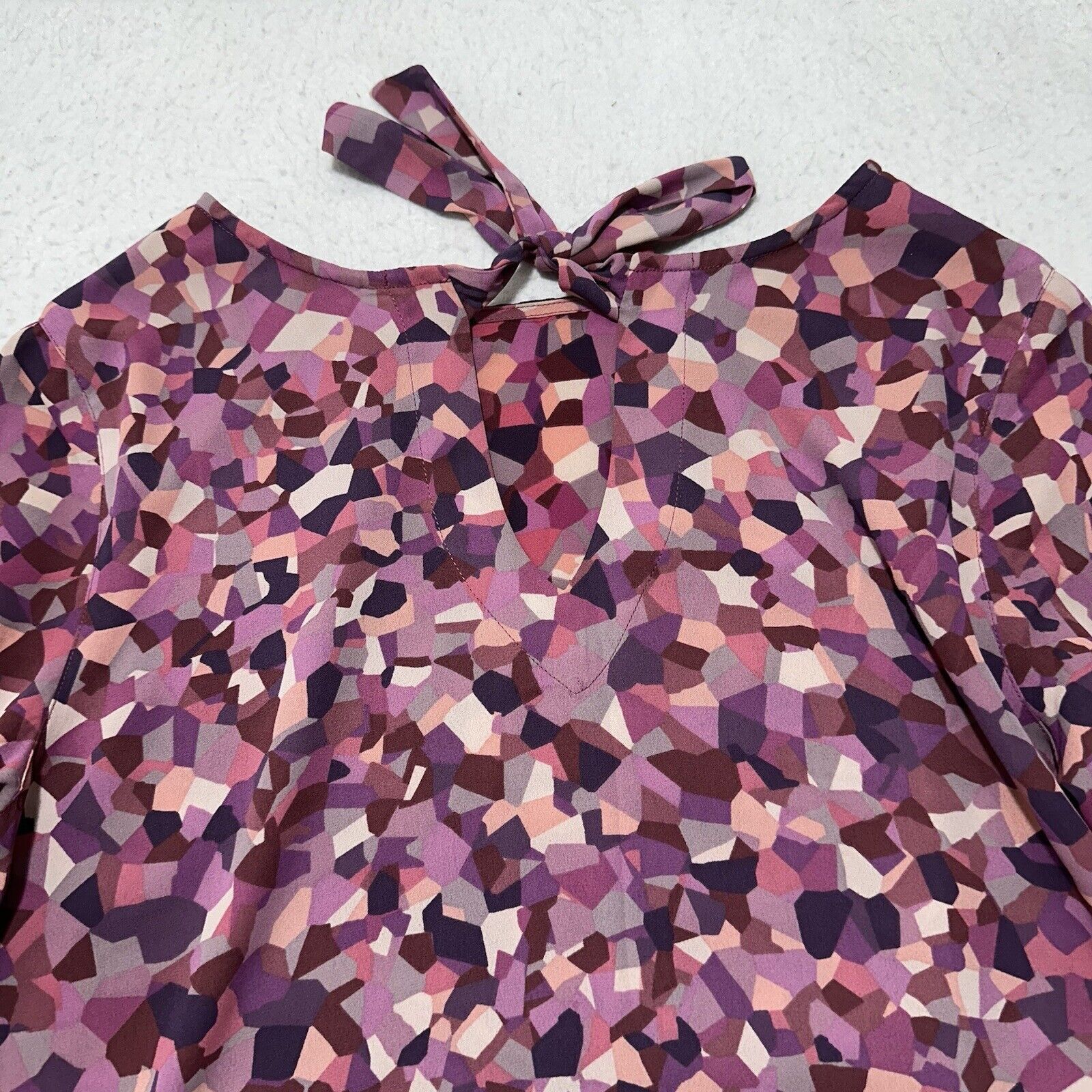 Other Cabi Medium Pink Kaleidoscope Blouse Lightweight Geometric Size M / US 6-8 / IT 42-44 - 11 Thumbnail