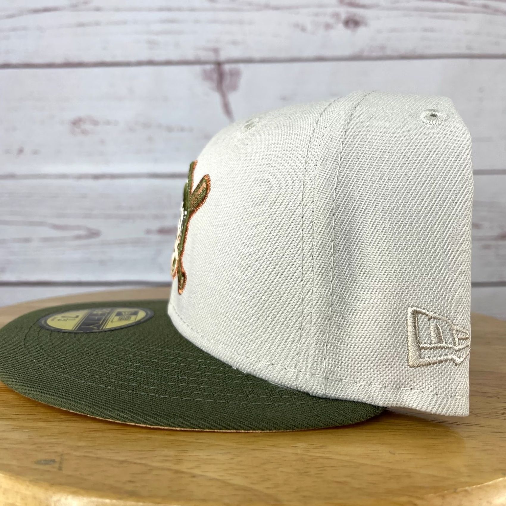 New Era New Era Pittsburgh Masked Pirates Fitted Hat Mens 7 1/2 Stone Peach Brim Cap Beige Baseball Cap Mens Hat Size ONE SIZE - 4 Thumbnail