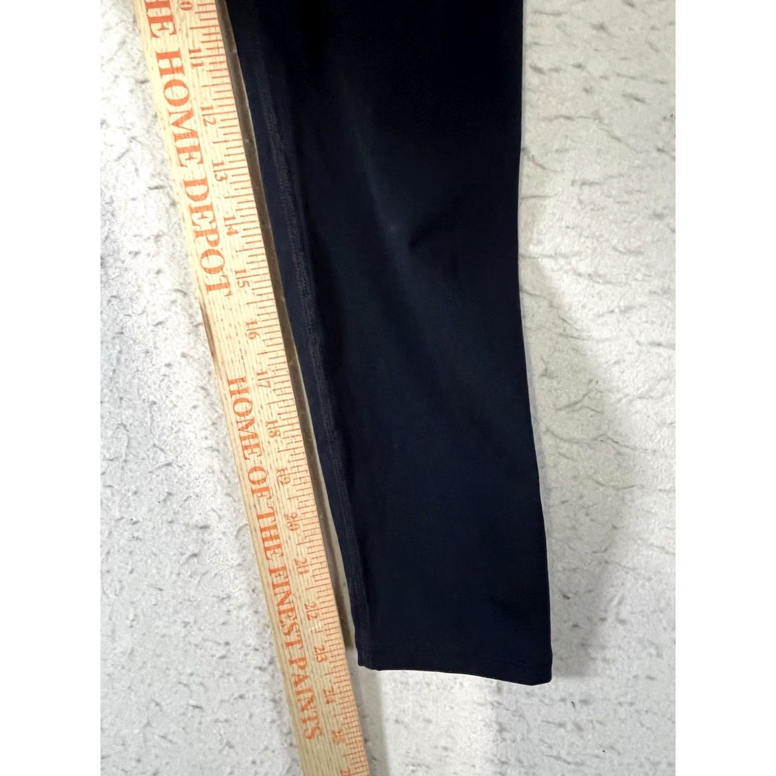 Vintage Elastique Athletics Black Compression Crop Leggings US Made Medium Women Size 32" / US 10 / IT 46 - 5 Thumbnail