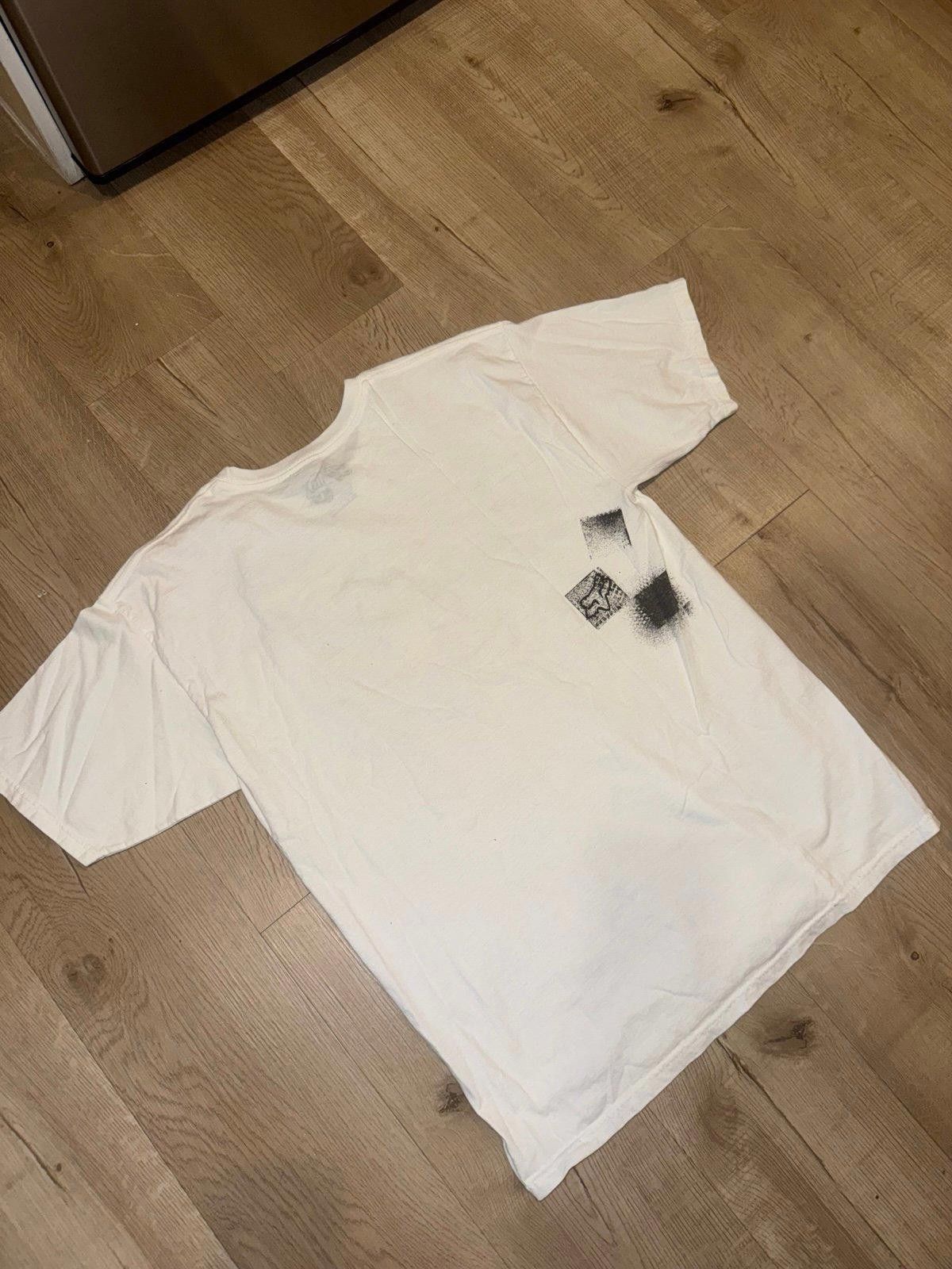 Fox Racing Vintage Y2K Fox Racing Grail Tire Print Shirt White Sz L Size US L / EU 52-54 / 3 - 4 Thumbnail