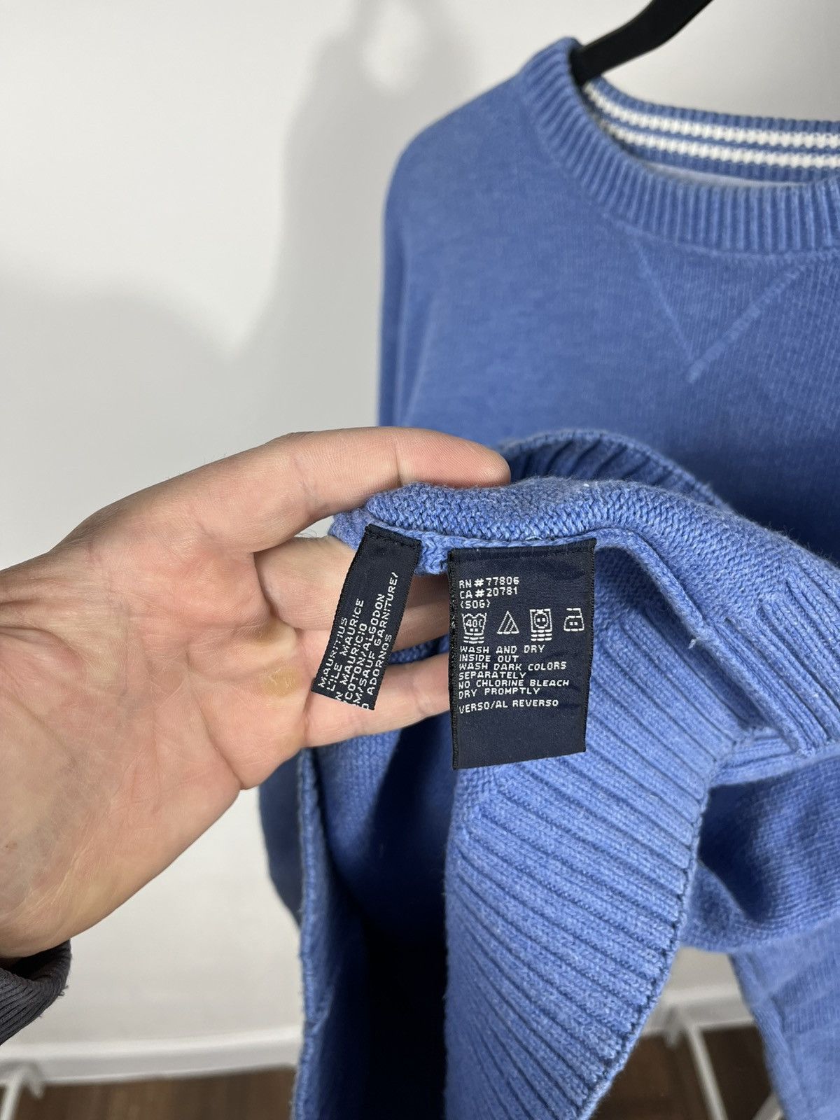 Tommy Hilfiger Vintage Tommy Hilfiger Heavy Knit Sweater Blue Size L Thick Size US L / EU 52-54 / 3 - 7 Thumbnail