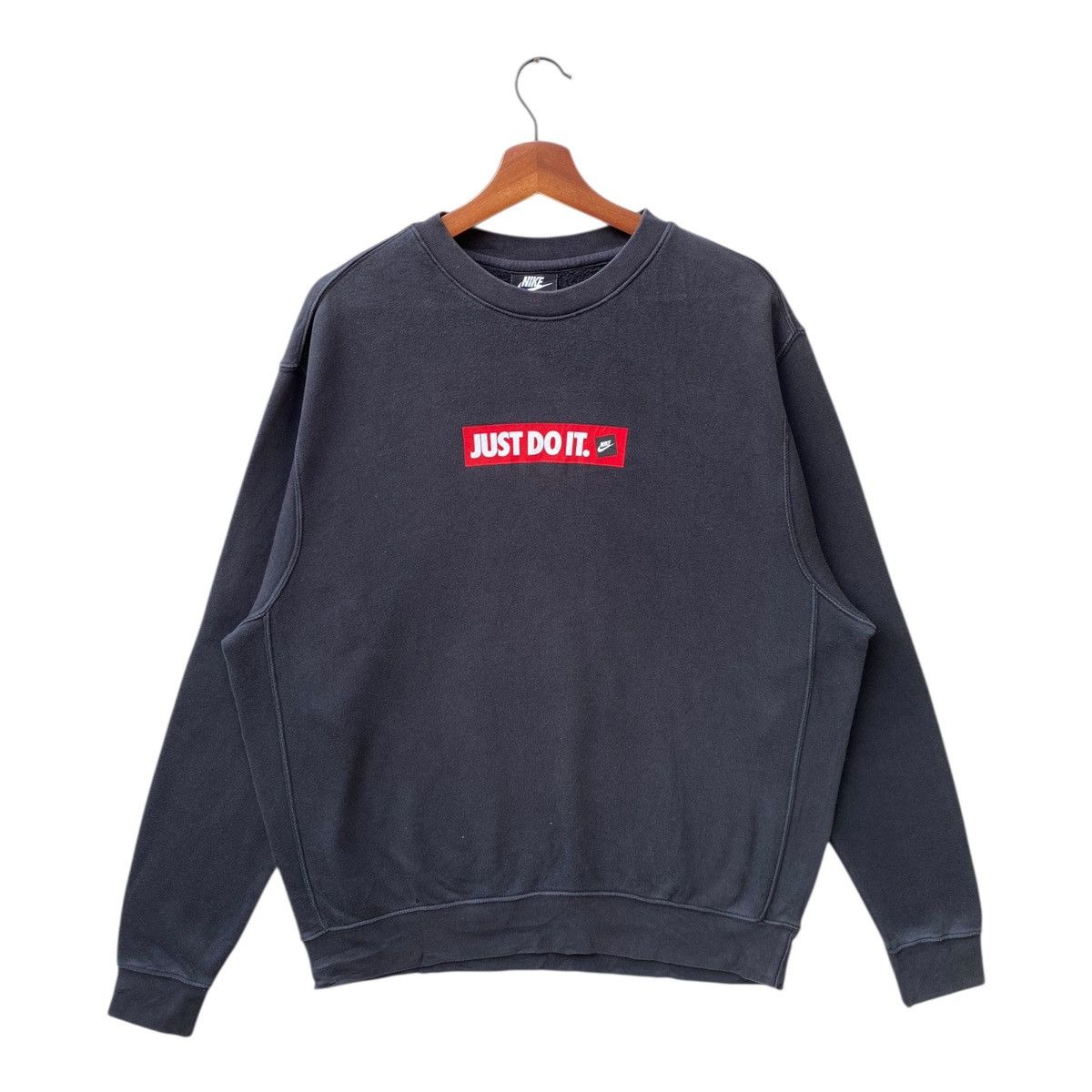 Nike Vintage Nike Just Do It Sweatshirt Spellout Crewneck Size XL Size US XL / EU 56 / 4 - 1 Thumbnail
