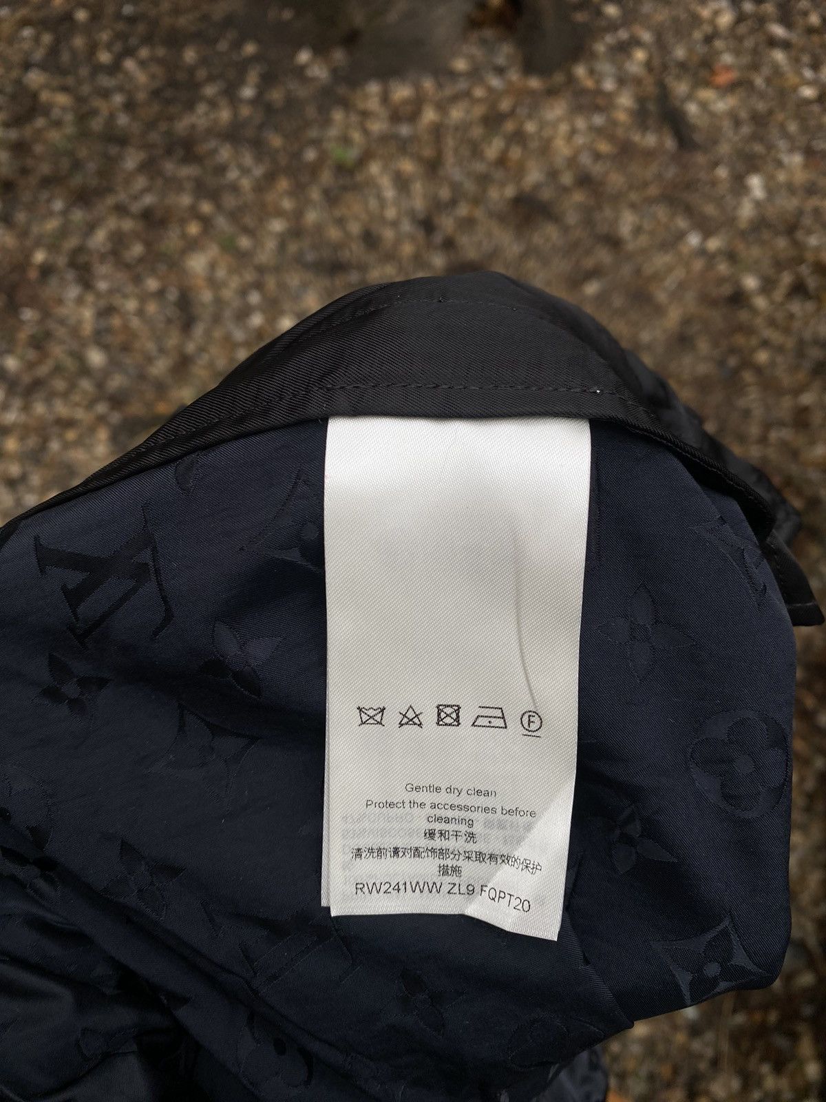 Louis Vuitton Louis Vuitton Monogram For Japan Only Pants Size US 34 / EU 50 - 11 Thumbnail