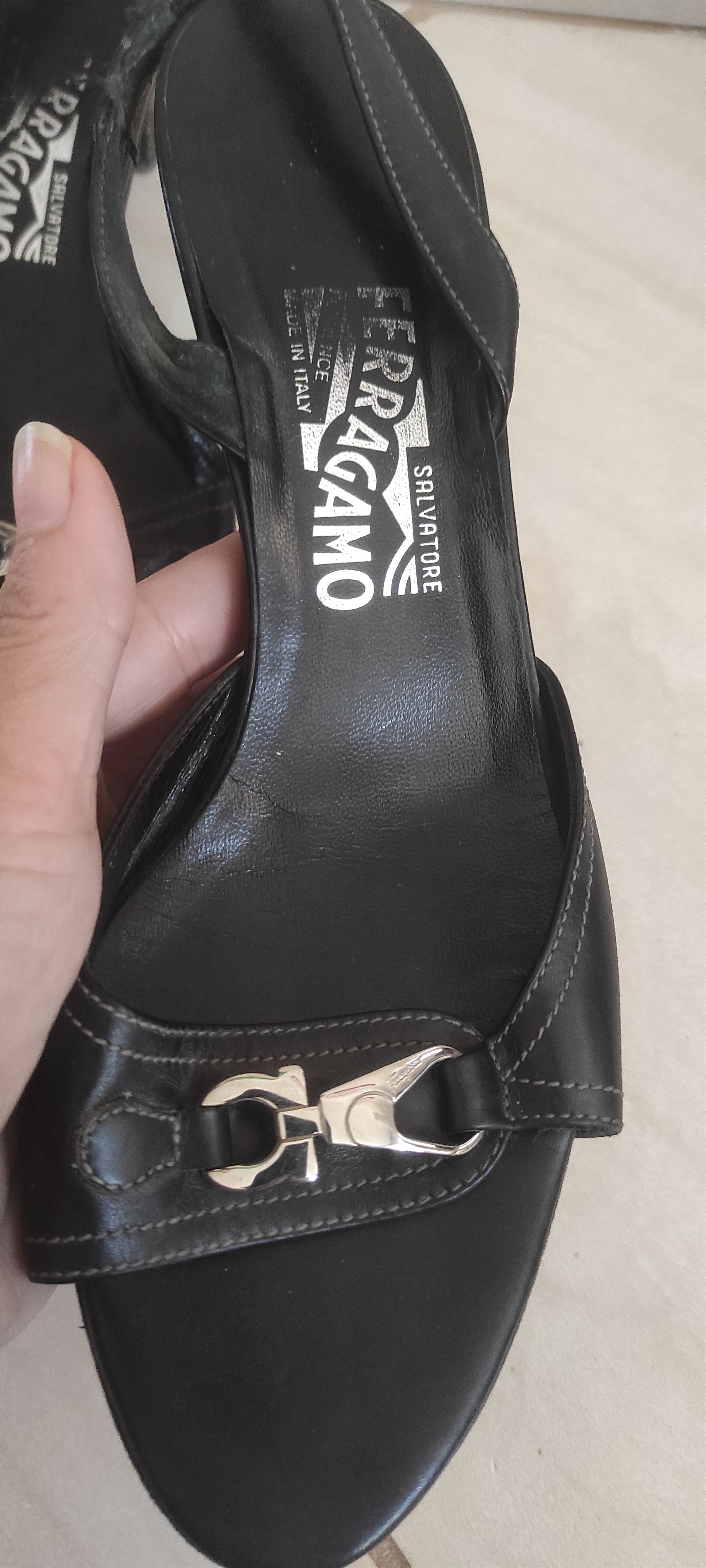 Salvatore Ferragamo Salvatore Ferragamo Black Strap Leather Sandals Size US 8 / IT 38 - 9 Thumbnail
