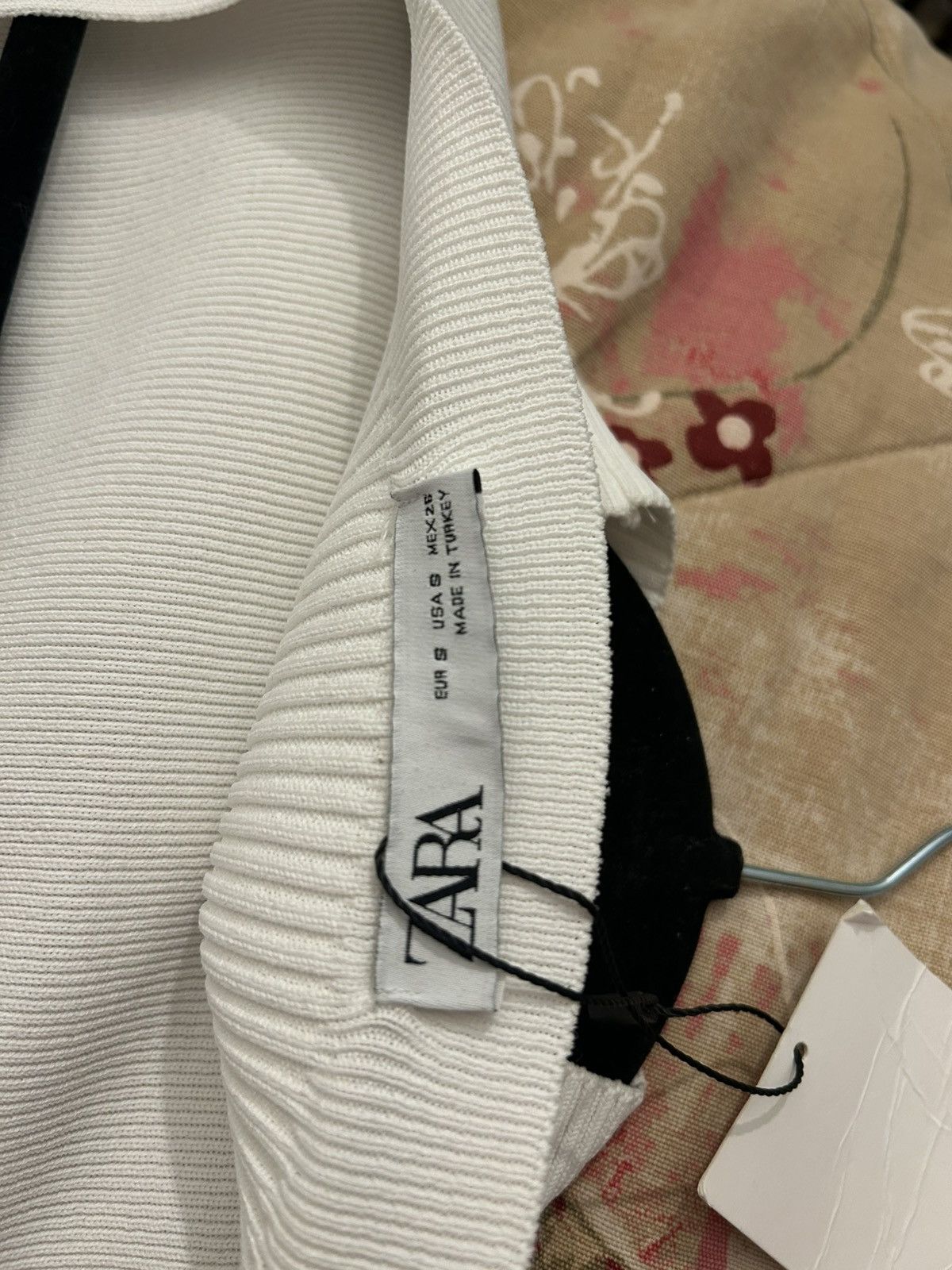 Zara Zara Open-back Top Size S / US 4 / IT 40 - 3 Thumbnail