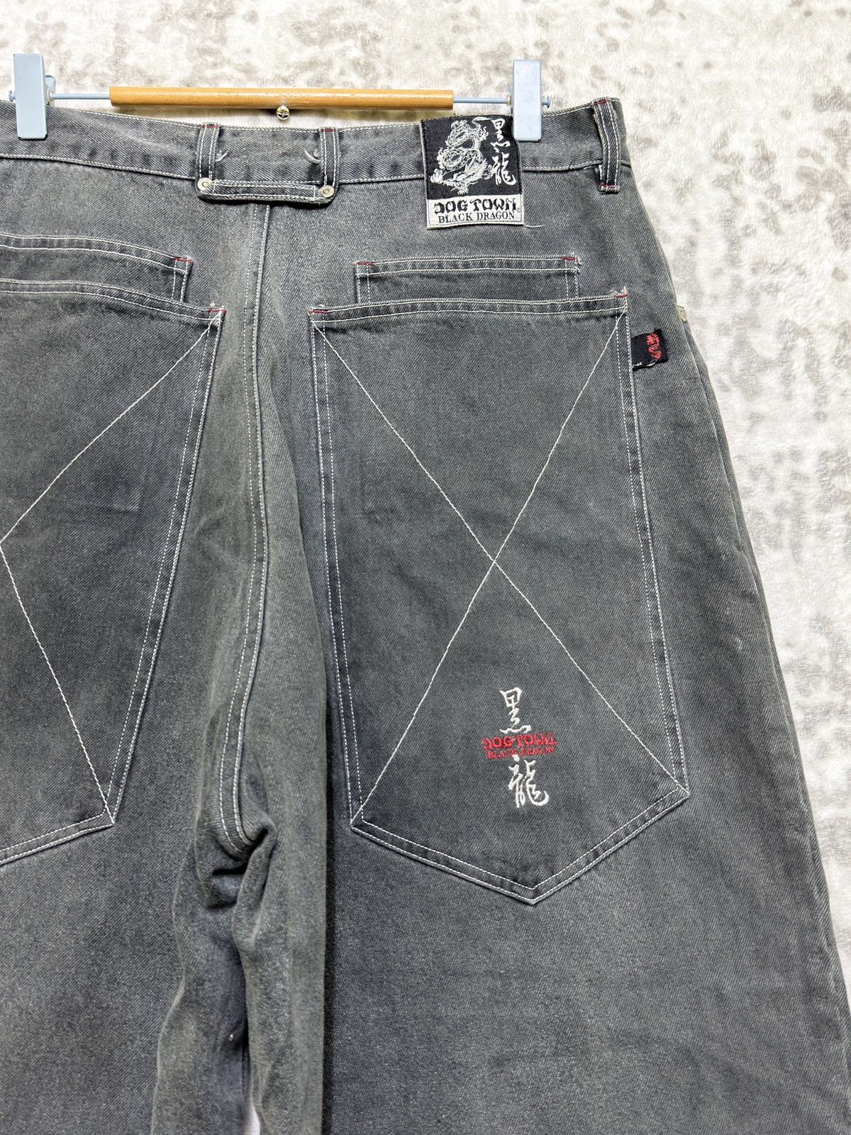 Dogtown Dogtown Black Dragon Baggy Denim Y2K Skate Hip Hop Jeans Size US 31 - 12 Thumbnail