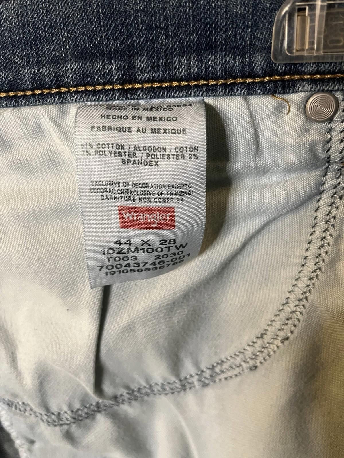 Wrangler Wrangler 42x28 Jeans Straight Leg Light Wash Stretch Denim Size US 42 / EU 58 - 5 Thumbnail