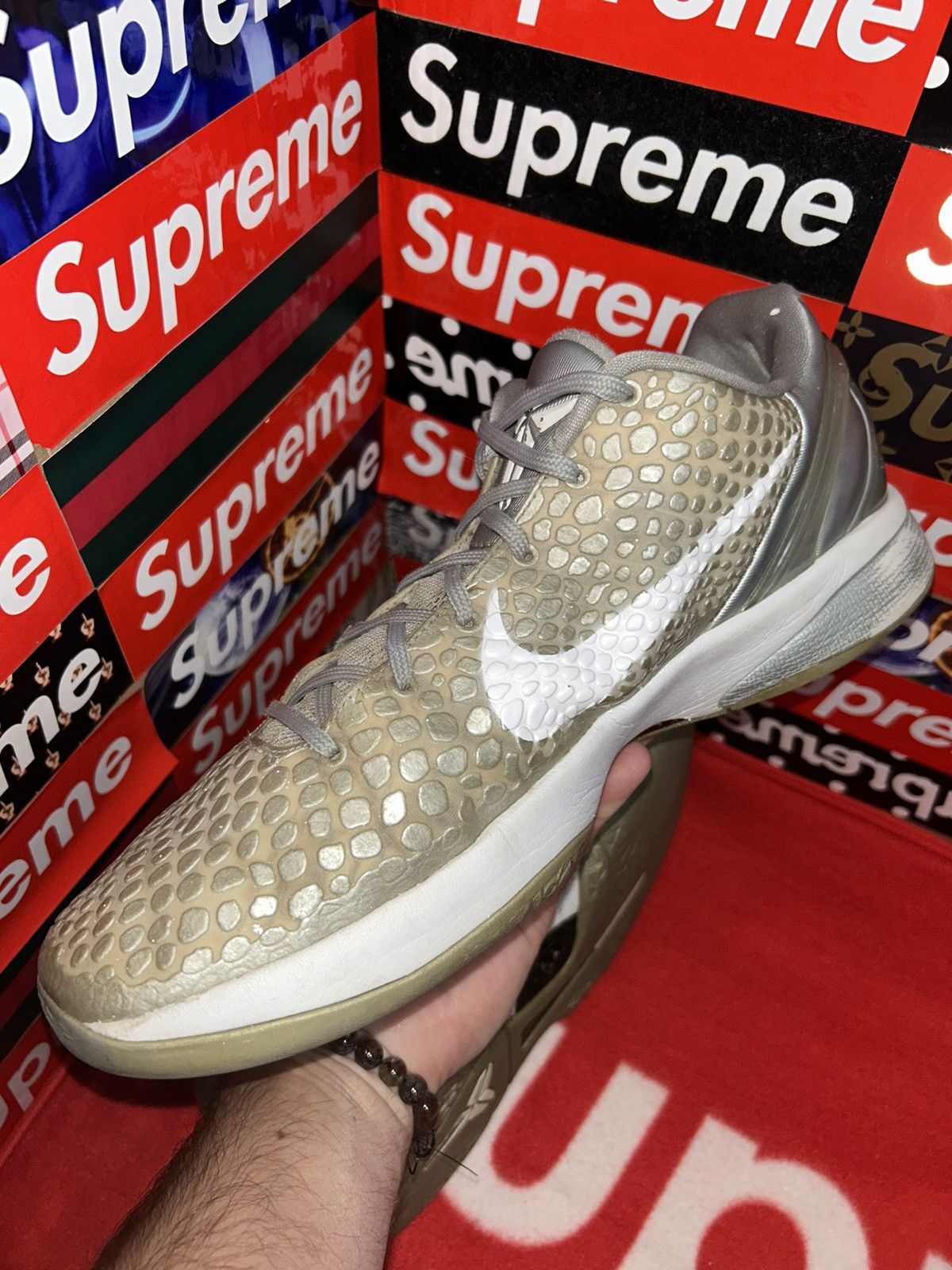 Nike Nike Kobe 6 Metallic Silver White 429659-012 size 12 Size US 12 / EU 45 - 8 Thumbnail