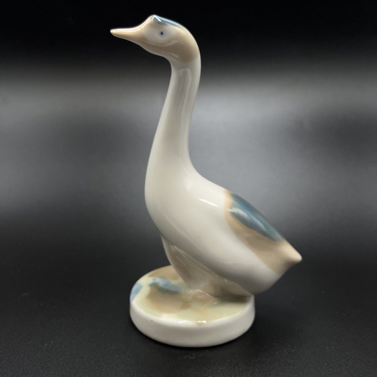 Vintage Vintage Porcelain Figure Statue Goose Marked Gorodnitsa Size ONE SIZE - 1 Thumbnail