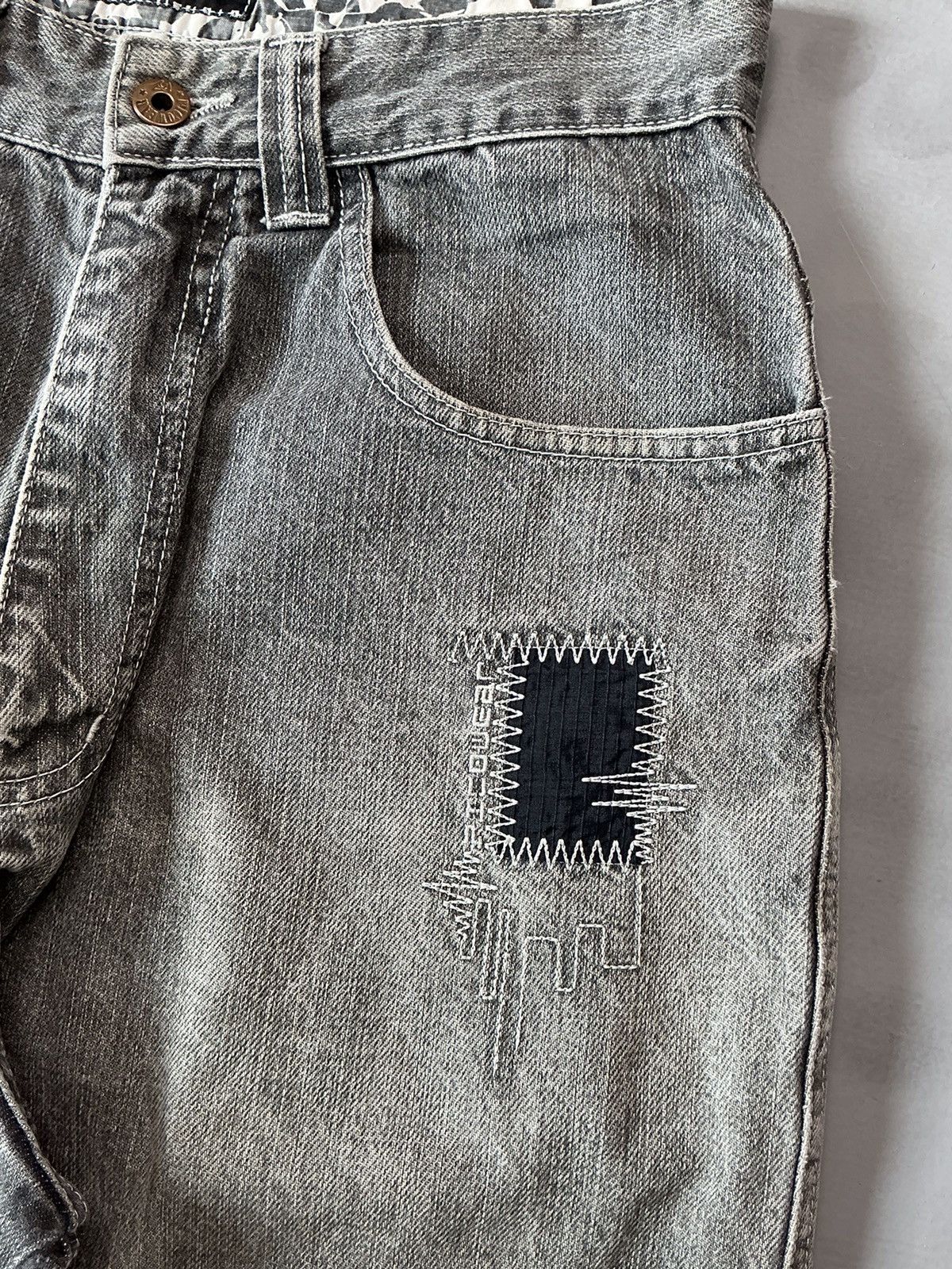 Other Vintage hip hop embroidered denim Size US 30 / EU 46 - 6 Thumbnail