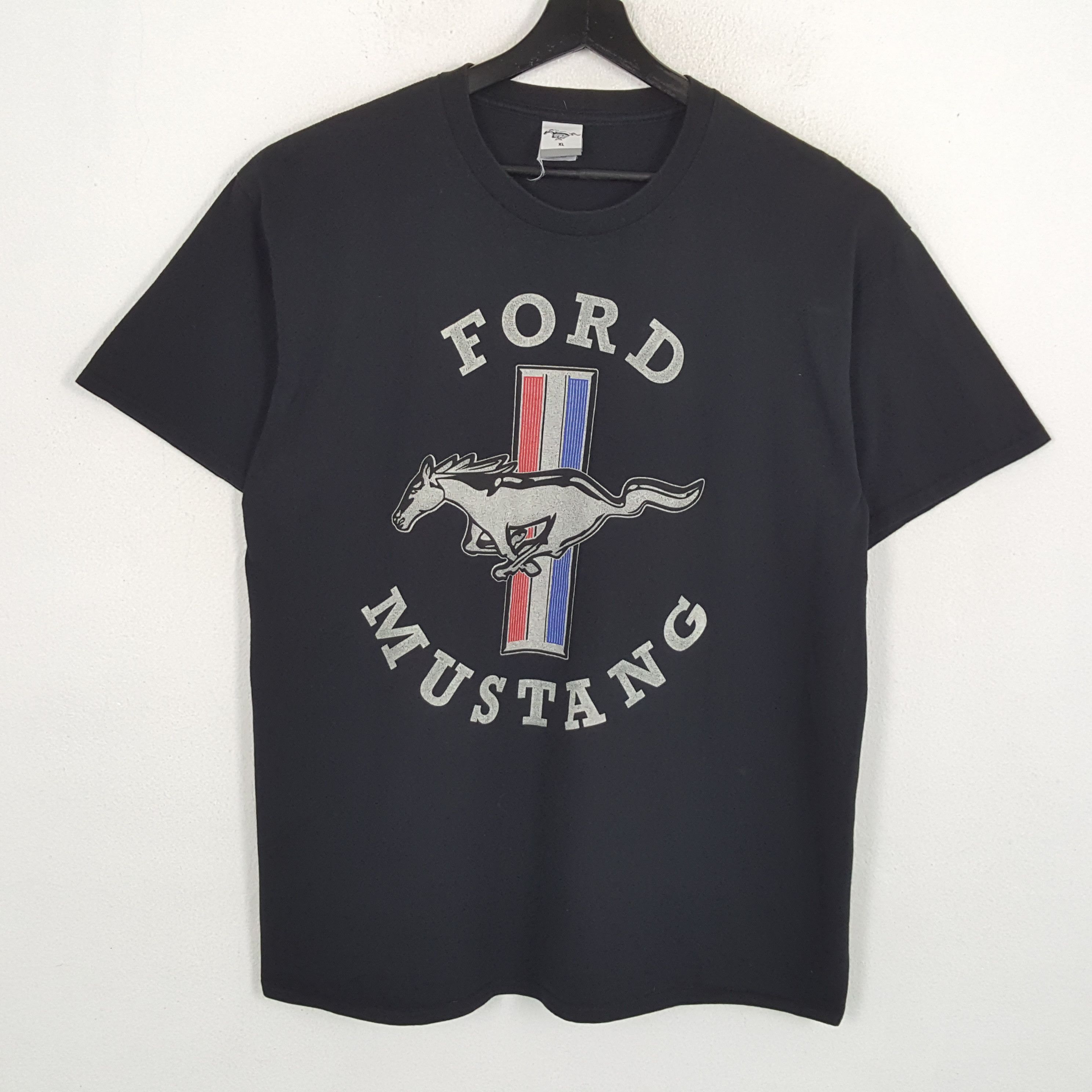 Ford × Mustang FORD MUSTANG Center Logo Design Motorsports Tshirt Size US L / EU 52-54 / 3 - 1 Thumbnail