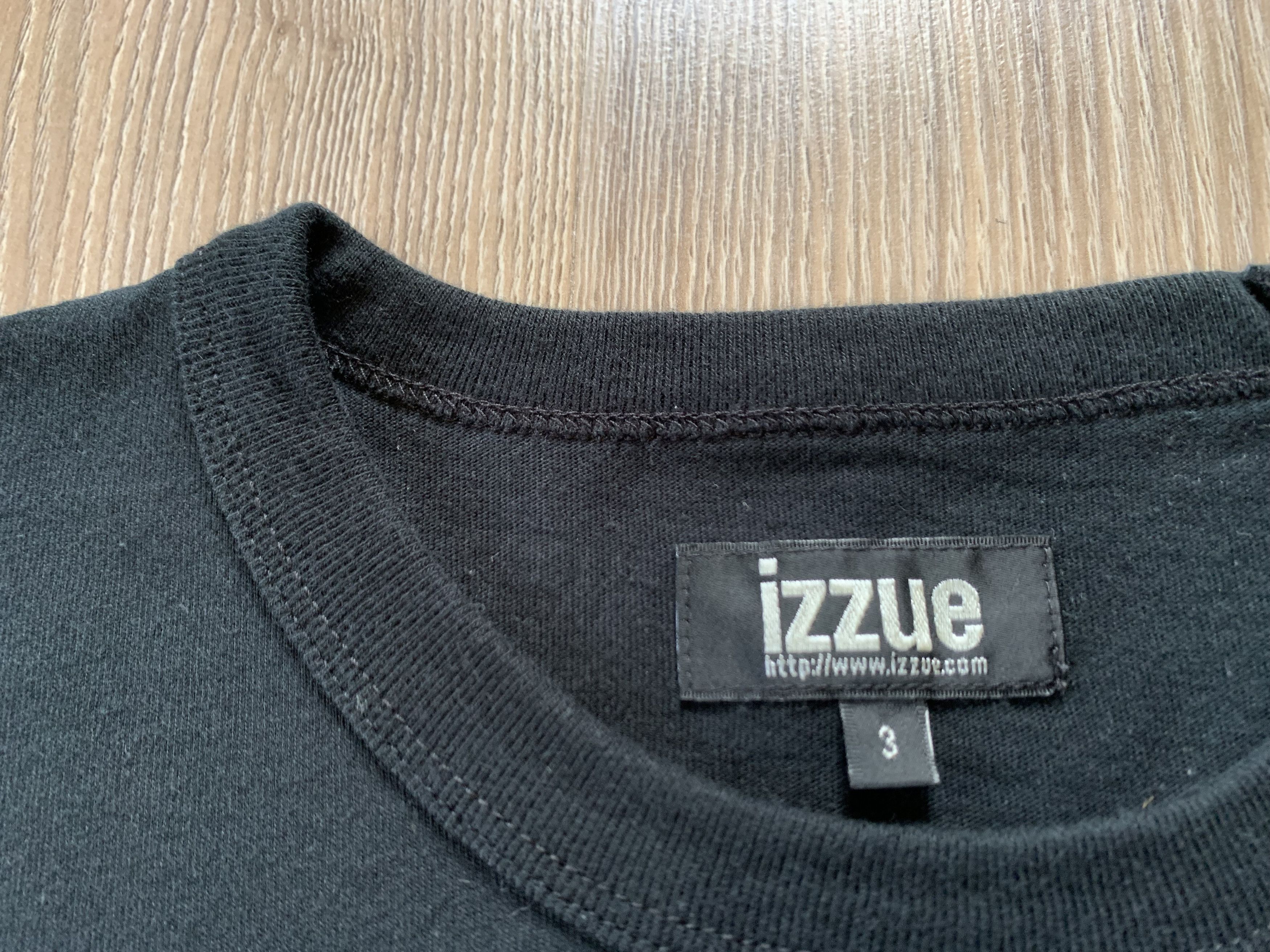 Japanese Brand × izzue Izzue Rare Black Cotton Pocket Customize T Shirt Size US S / EU 44-46 / 1 - 6 Thumbnail