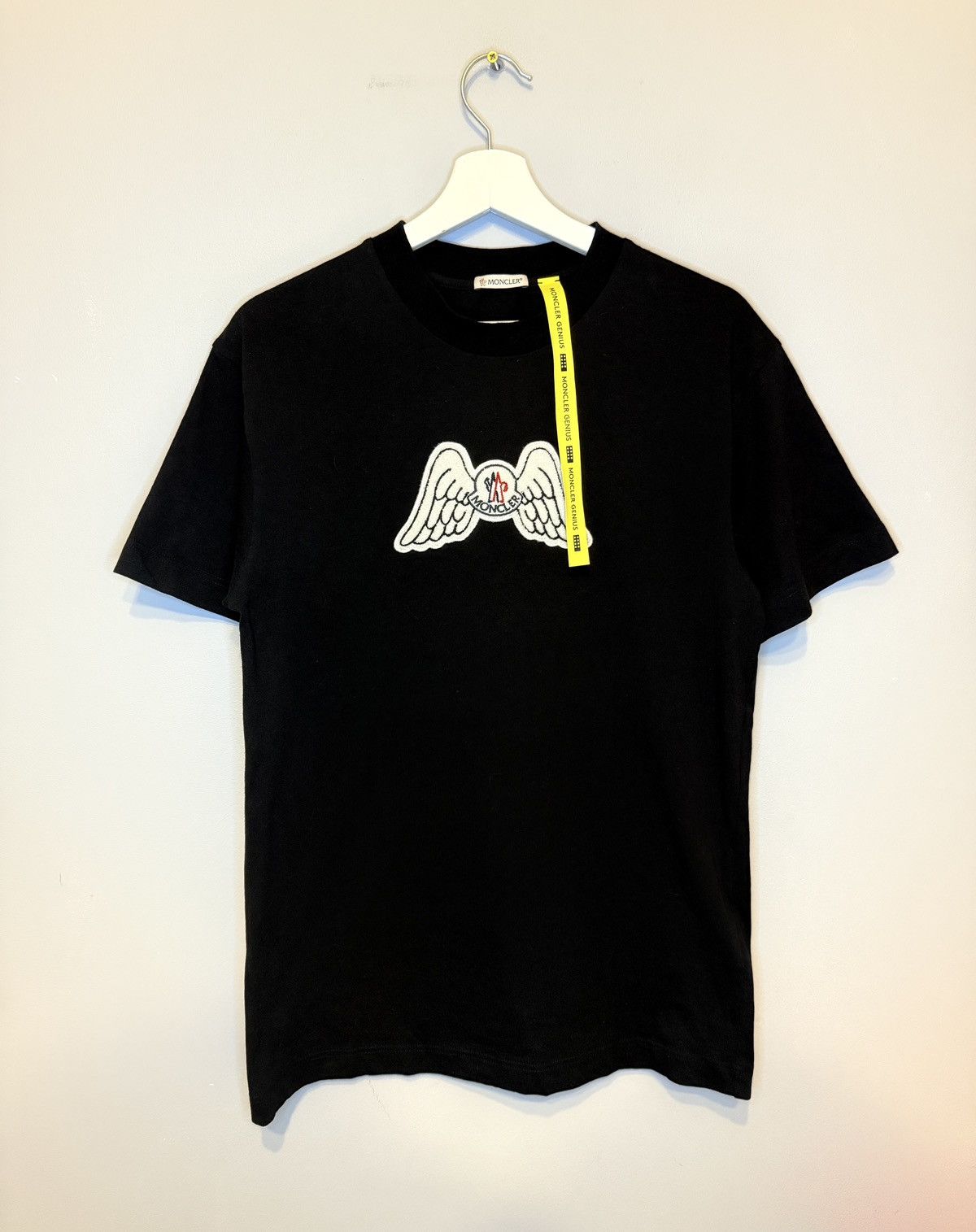 MONCLER｜ (8C00028 89A17 999) 楽天市場】195 MONCLER モンクレール 8C00028 89A17 ブラック T