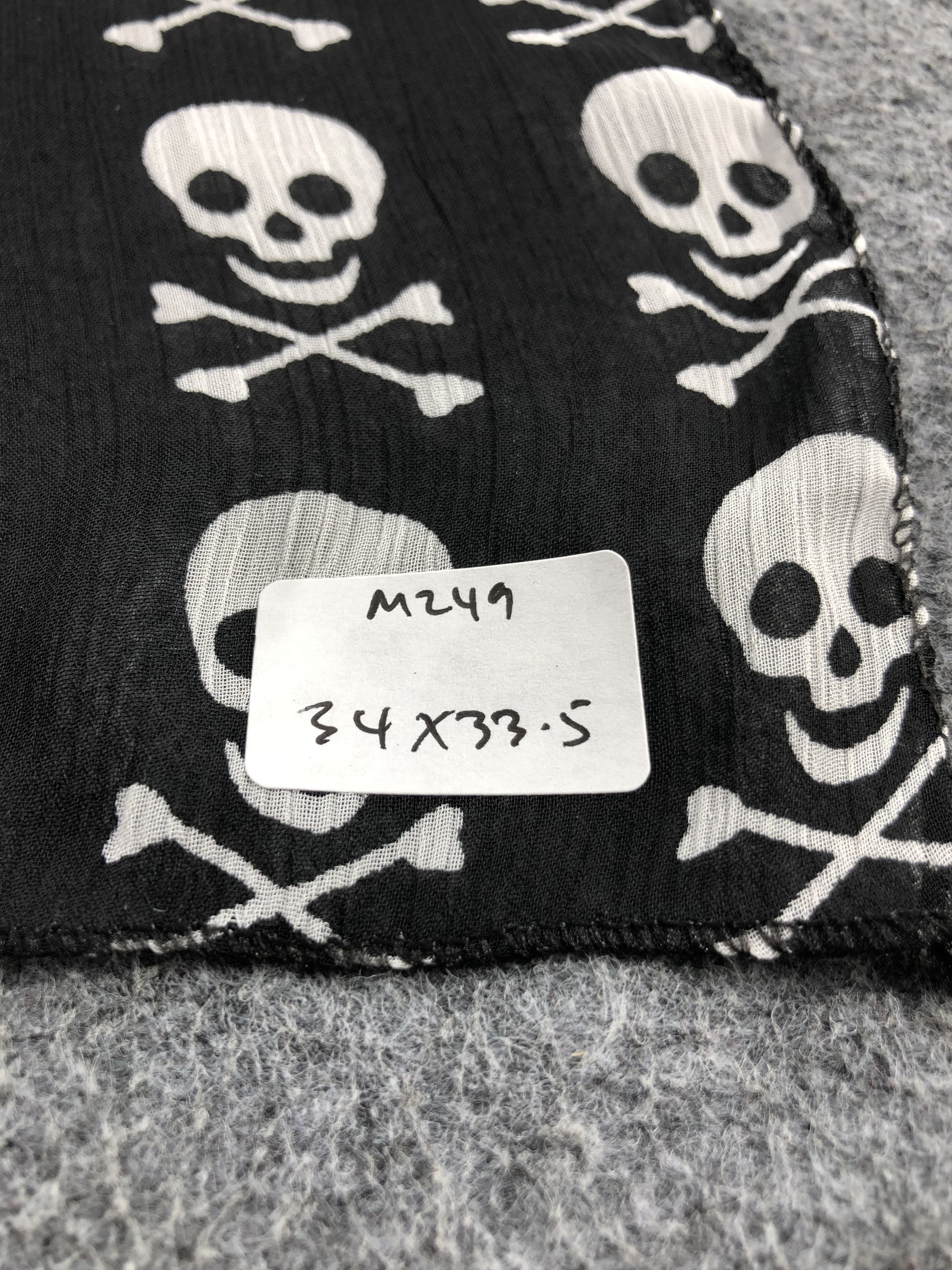 Seditionaries Full Print Skulls and Bones Pirates Scarf M249 Size ONE SIZE - 6 Thumbnail