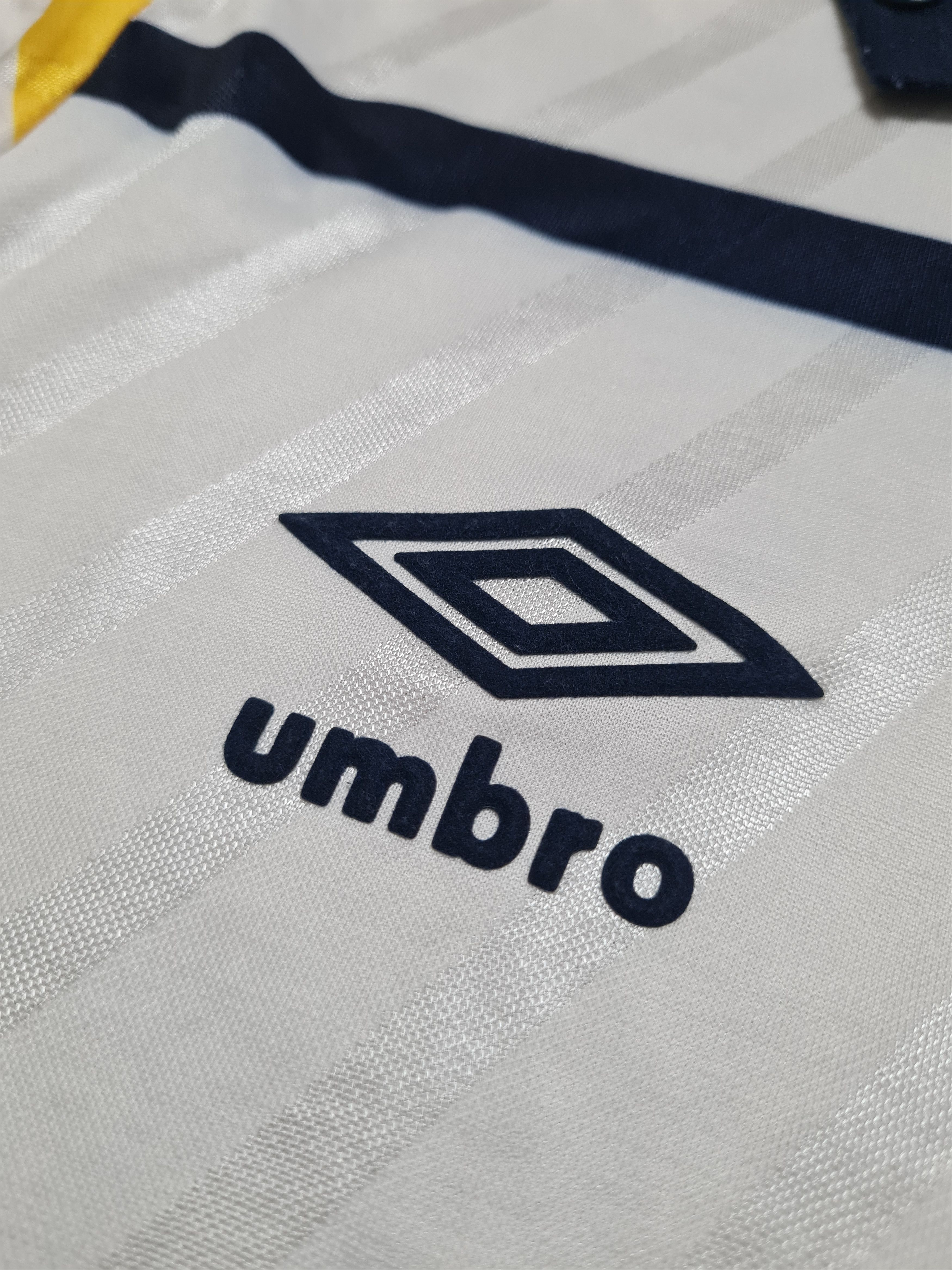 Umbro Scotland National Team Umbro 1988/89/90 Away Shirt Size US M / EU 48-50 / 2 - 15 Thumbnail