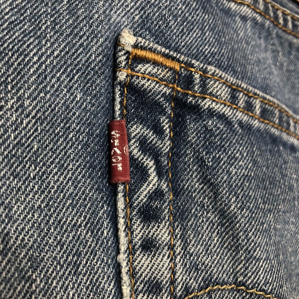 Levi's Vintage Clothing Levi's 550 Relaxed Fit Distressed Denim Size US 34 / EU 50 - 14 Thumbnail