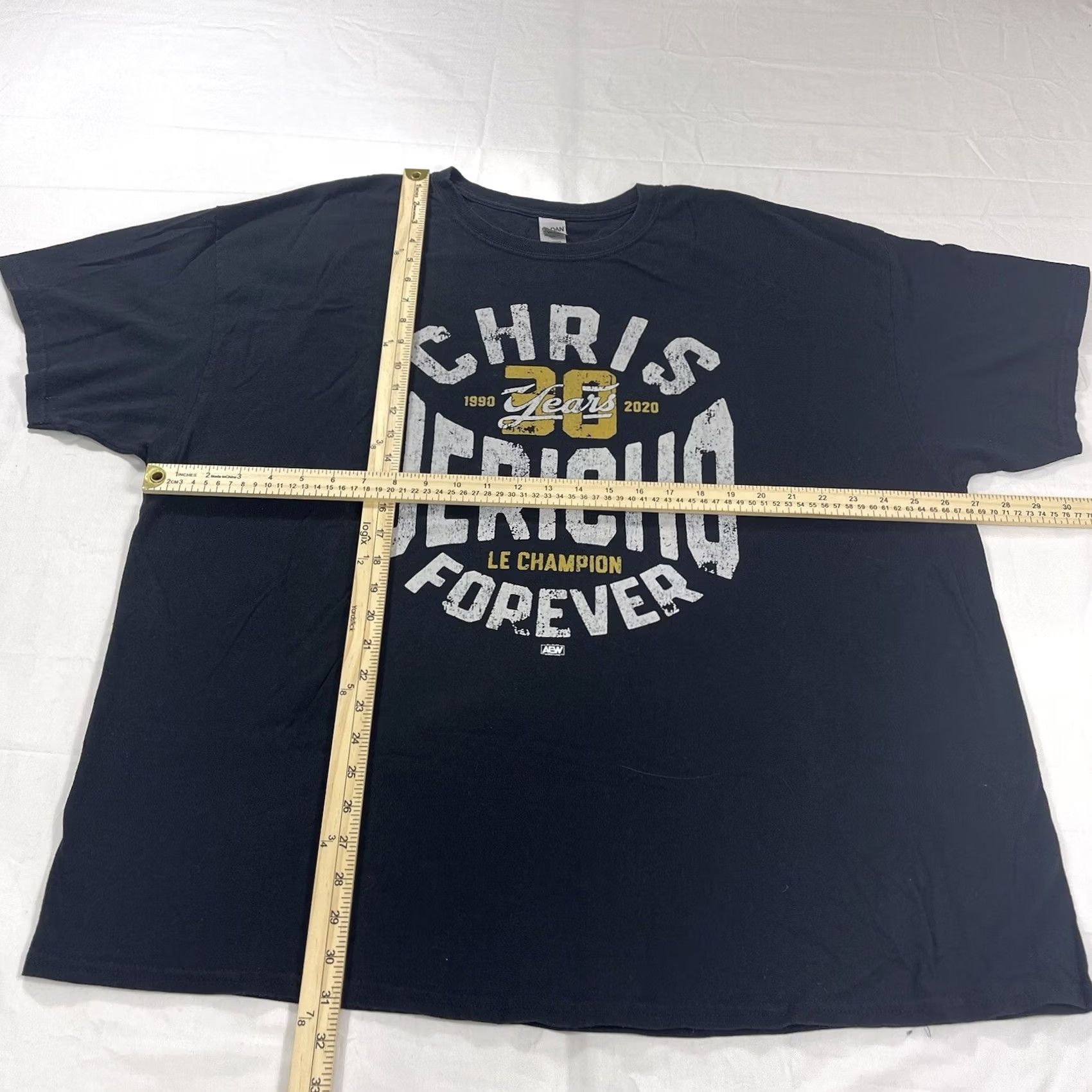 Gildan VINTAGE AEW Chris Jericho 3XL T-Shirt Black Unisex Adults Short Sleeve 30 Years Le Champion Forever Wrestling Mens Boys Girls Size US XXL / EU 58 / 5 - 2 Thumbnail