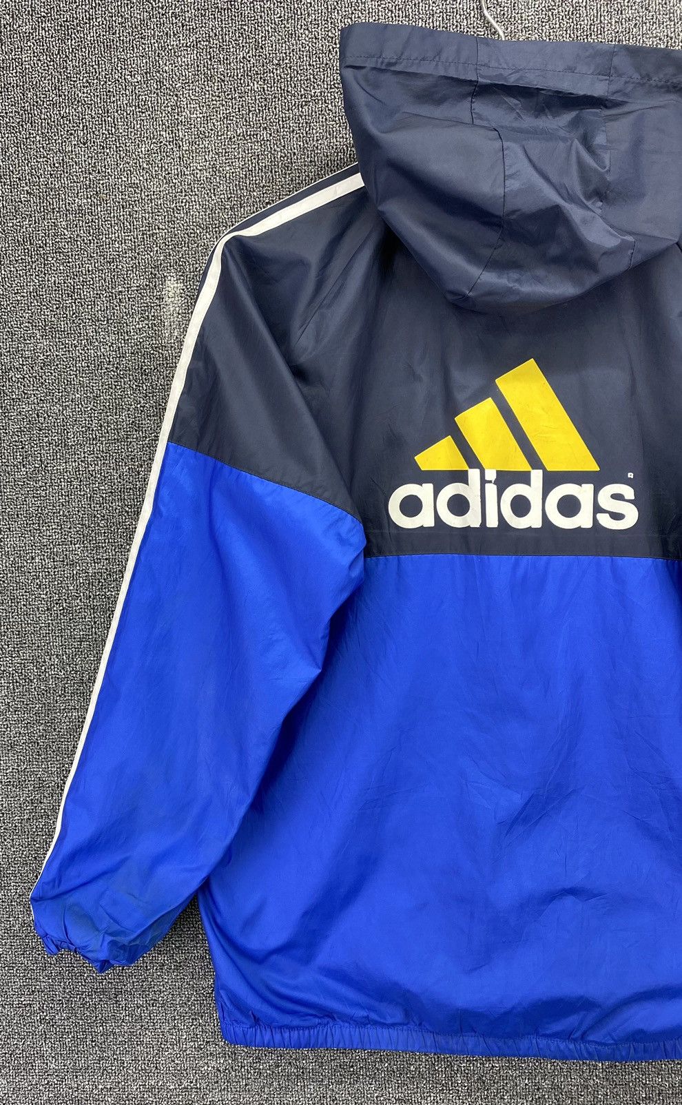 Adidas Tukar brand Size M / US 6-8 / IT 42-44 - 3 Thumbnail