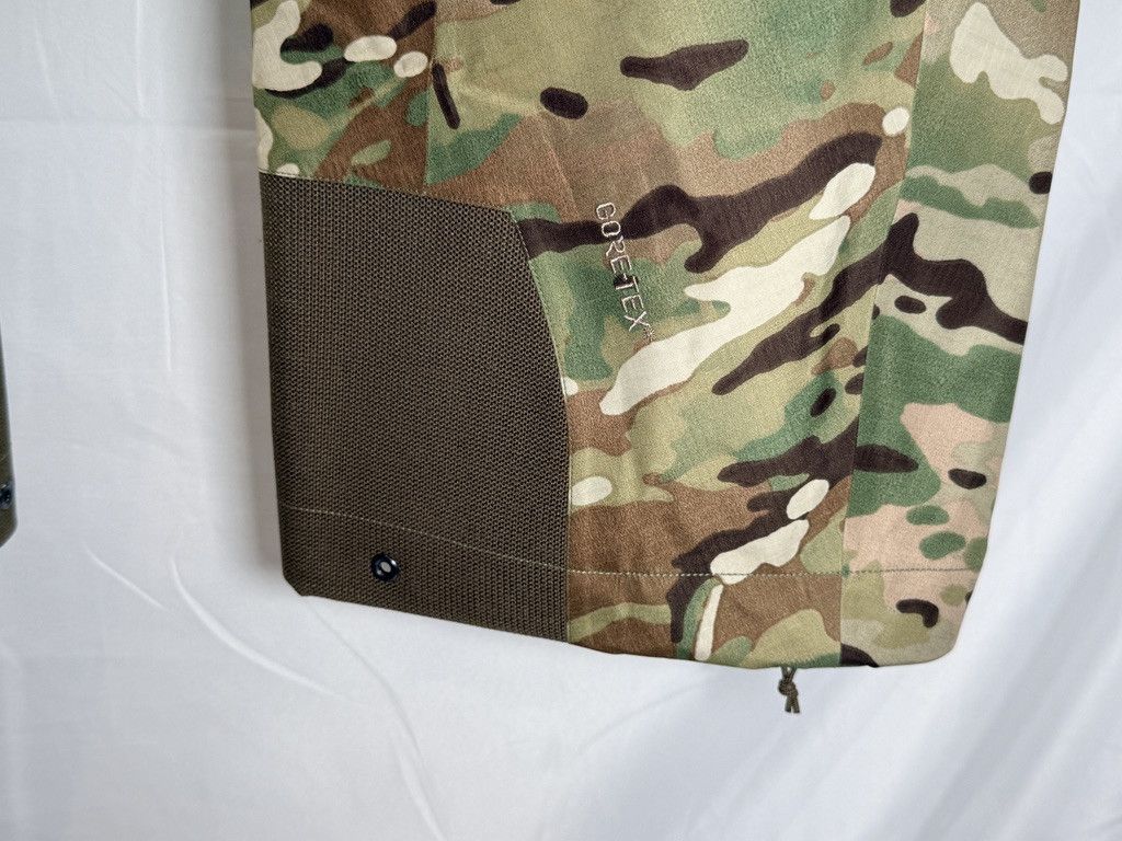 Arc'teryx ARCTERYX LEAF Alpha Gen 2 Multicam Gore Tex Pro Bib Pant Size US 39 - 6 Thumbnail