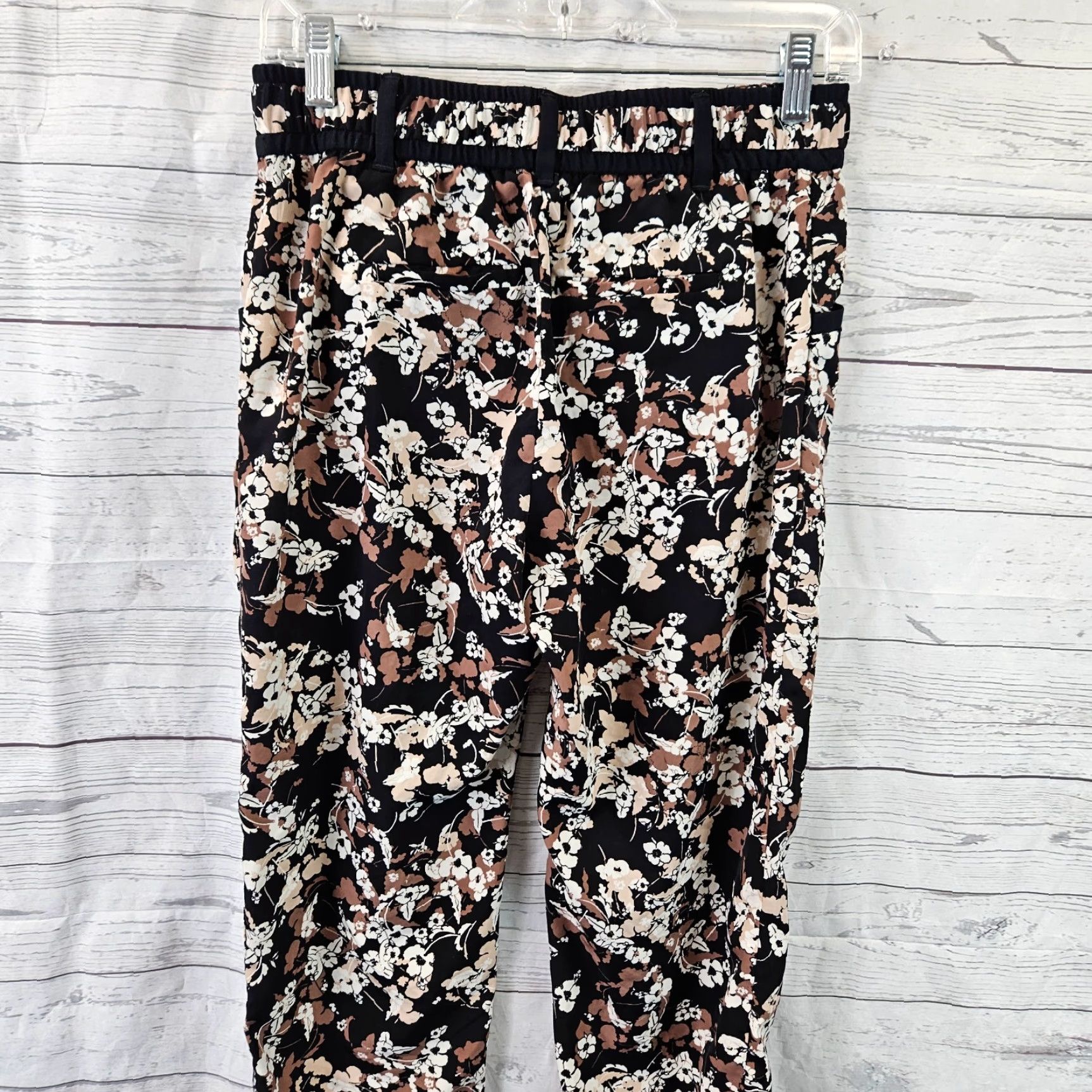 Vintage Cartonnier Womens Cropped Pants Sz 8 Black Floral Mid Rise Inseam 24.5in Shirt? Size 30" / US 8 / IT 44 - 4 Thumbnail