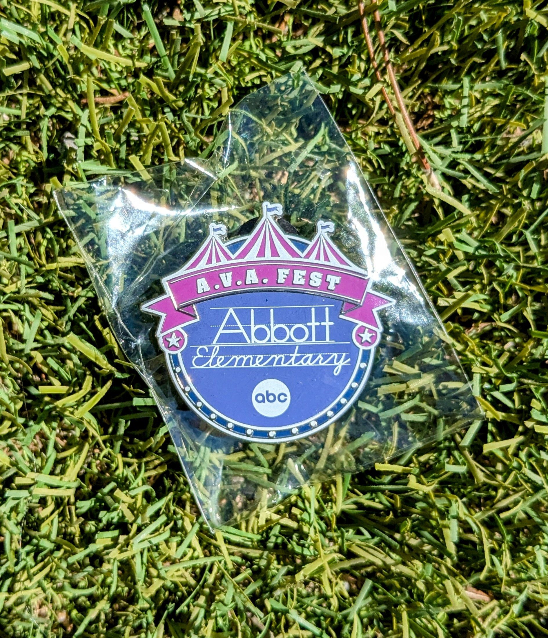 Designer 2024 D23 Abbott Elementary A.V.A Fest Trucker Hat+Pin+Card Size ONE SIZE - 4 Thumbnail
